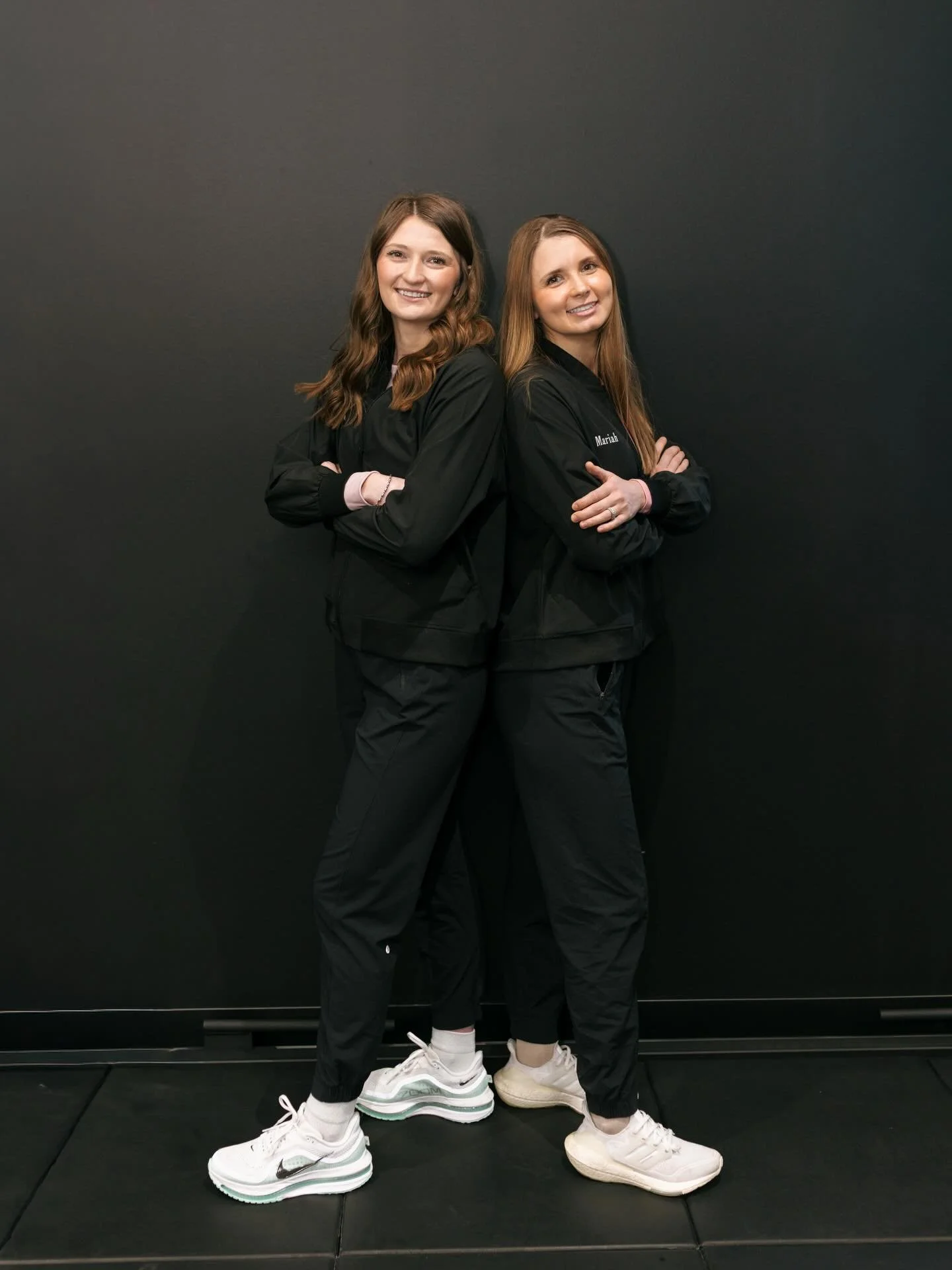 We have seen some new faces join us here lately! Get to know the faces behind The Barre Box! 
Hey There, we are Mariah and Amber! We are Co-Founders and the sister duo behind The Barre Box! With our individualized fitness journeys, we both bring diff