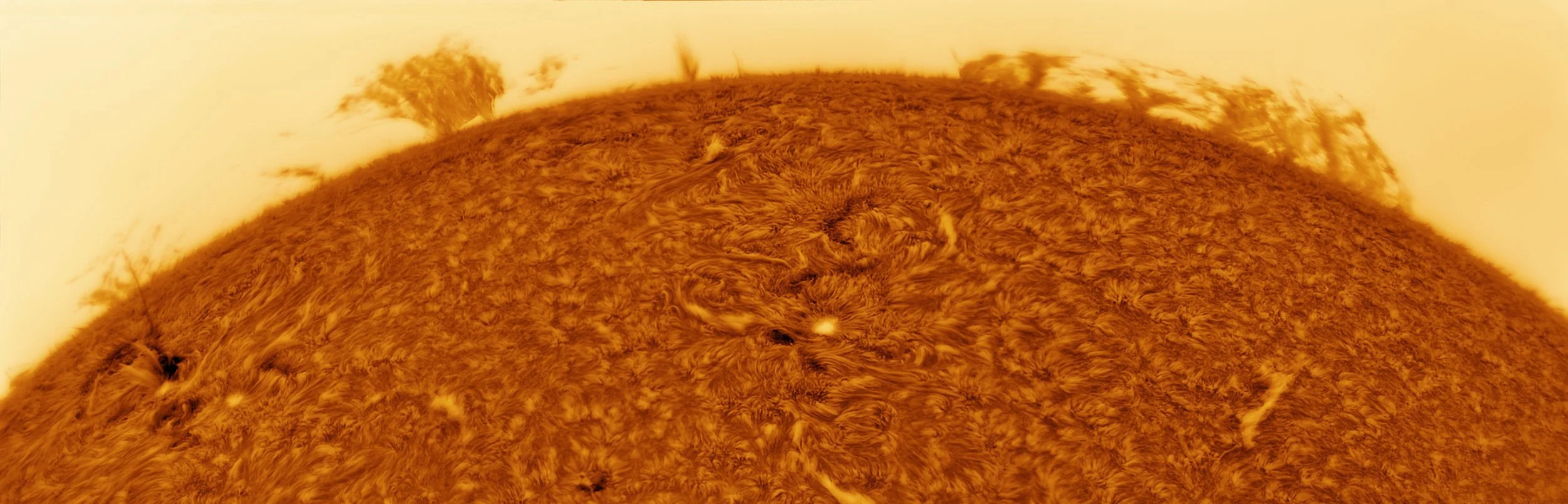 1er Puesto: Andrés Fernando Arboleda - Panorámica del limbo solar