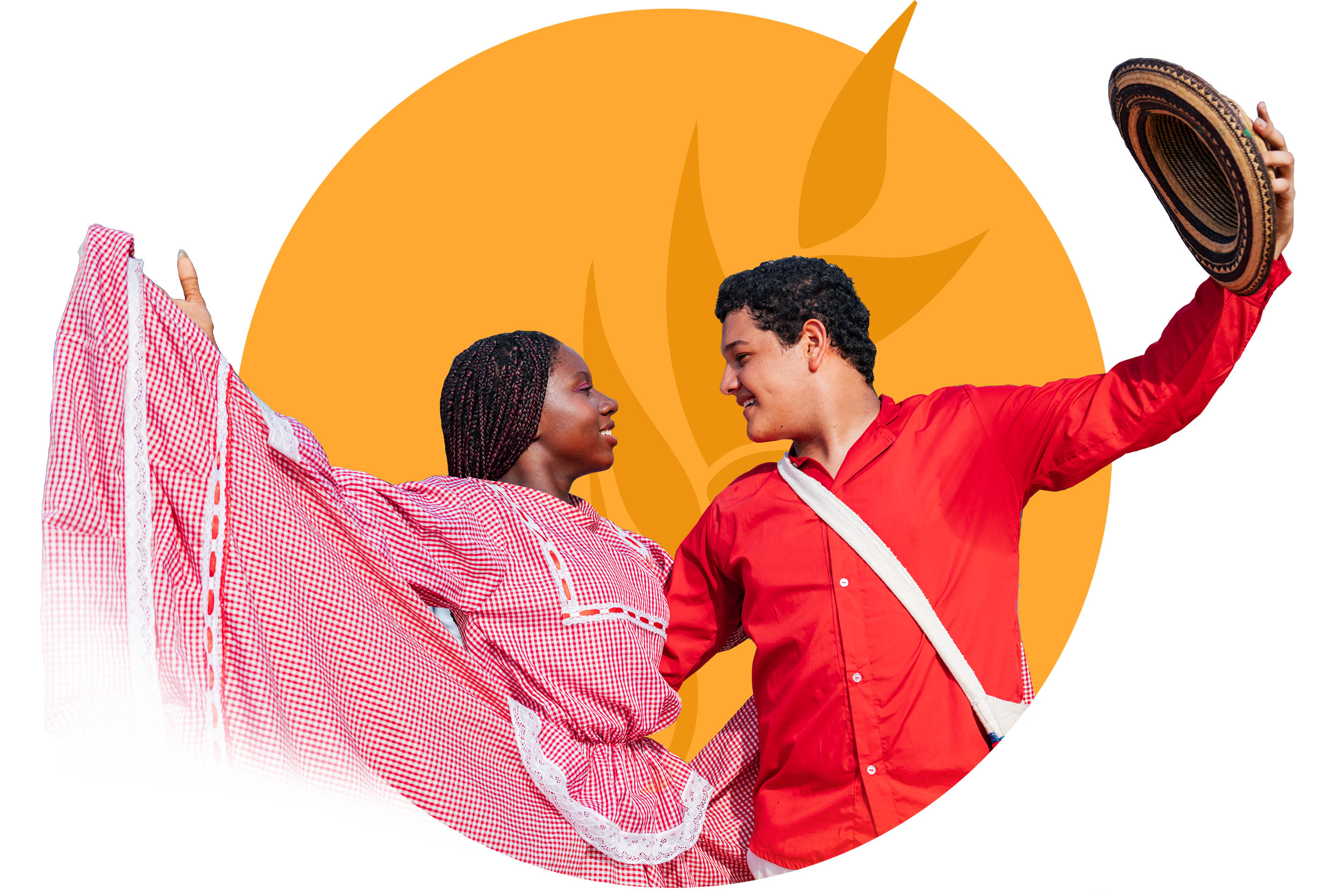 Hombre y mujer sonriendo juntos, hombre con sombrero, ambos con ropas color rojo y levantando los brazos en señal de celebración, fondo con un círculo naranja con un diseño de hojas.