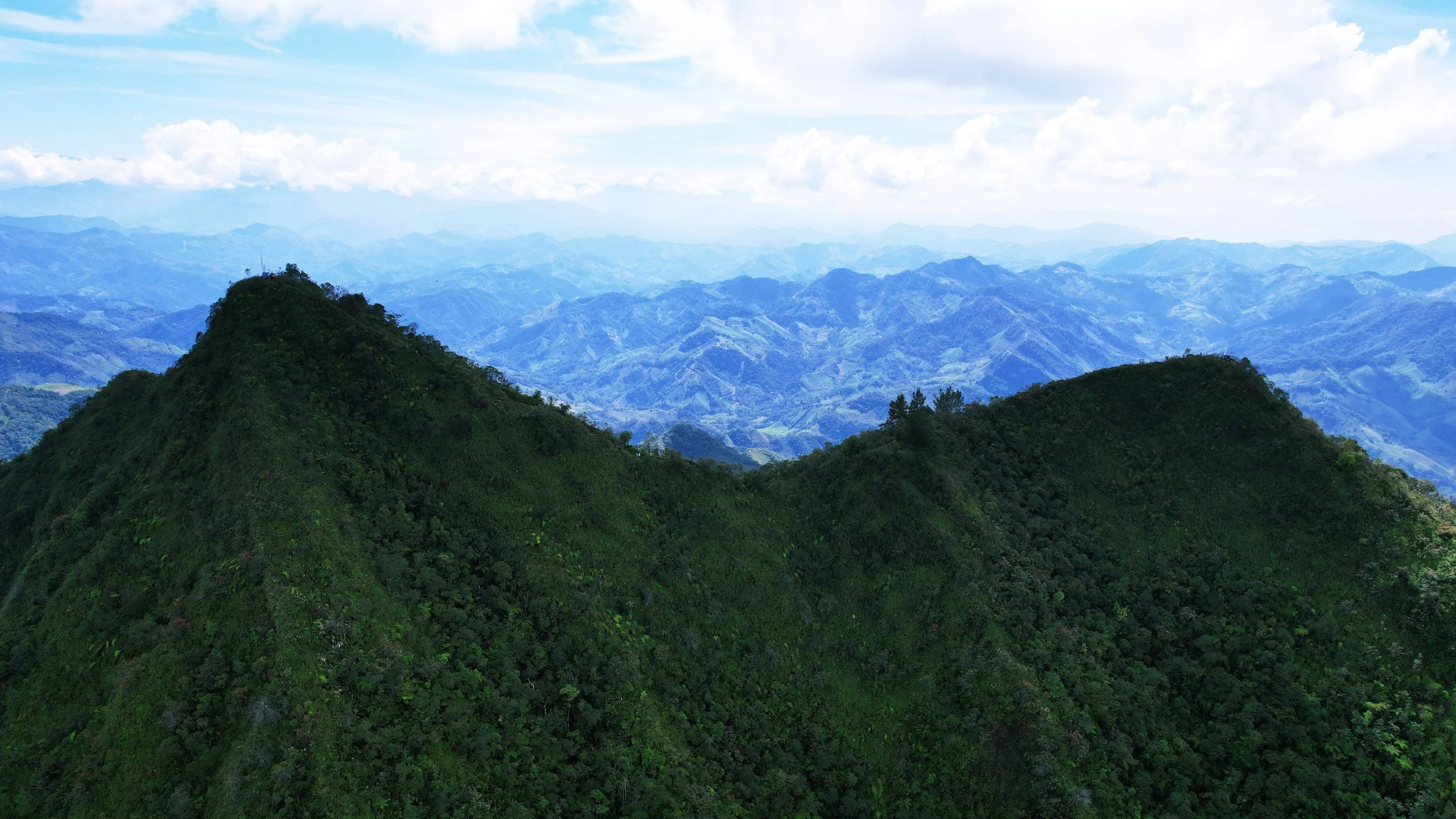 alto de tetas 2 .jpg