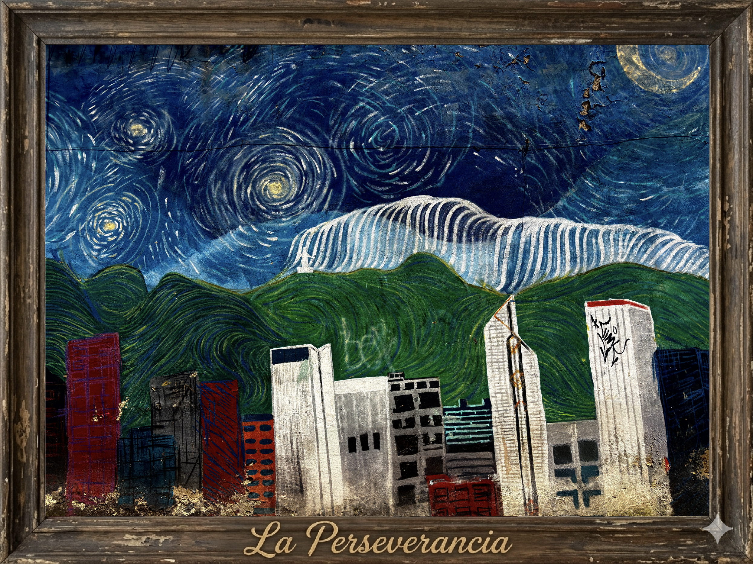 Cuadro con una pintura de la noche estrellada, que muestra un cielo oscuro con remolinos, estrellas y la luna, con edificios urbanos en la parte inferior y un marco de madera rústico con la leyenda 'La Perseverancia' en la parte inferior.