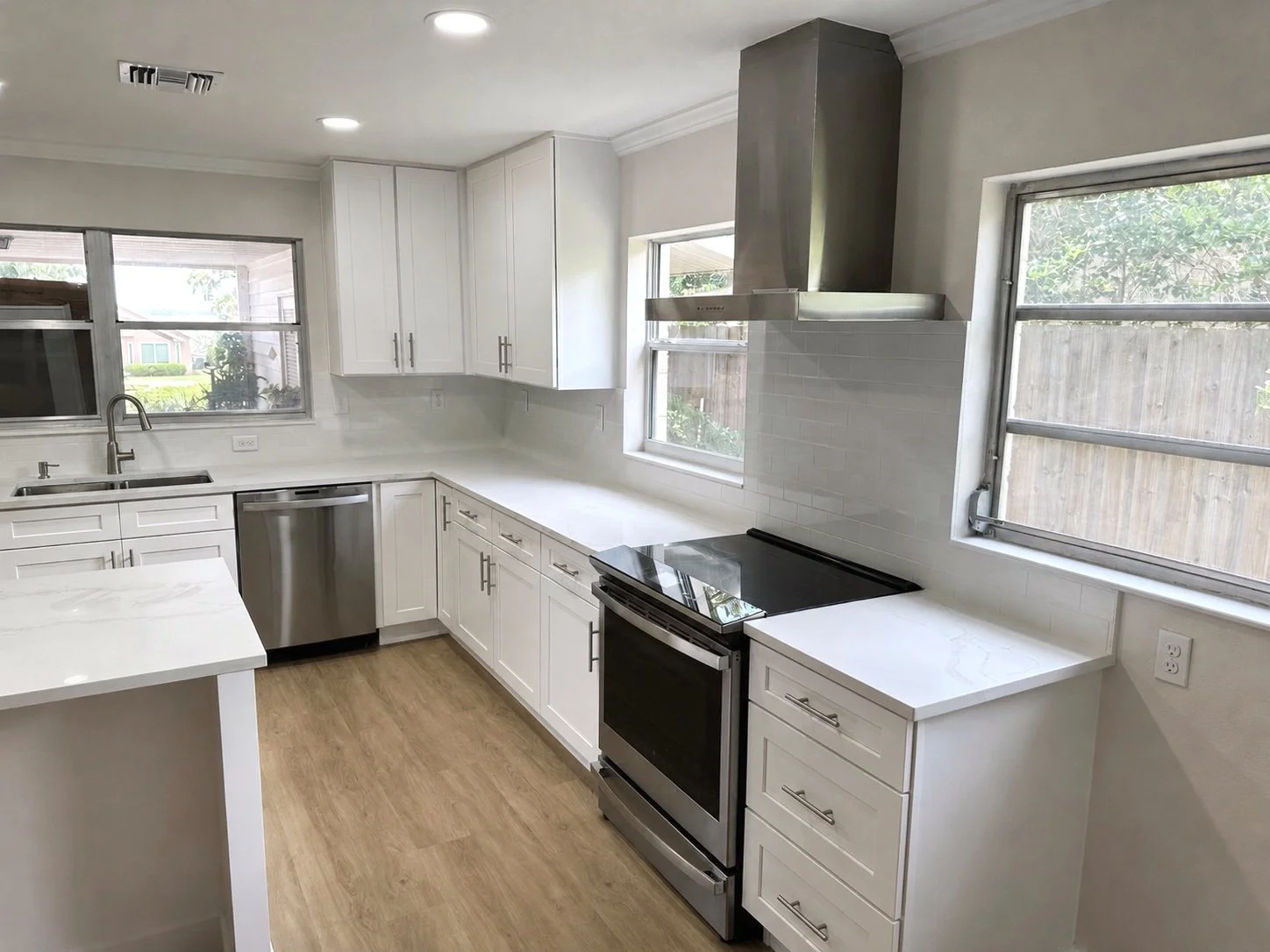 genkitchen_edited.jpg