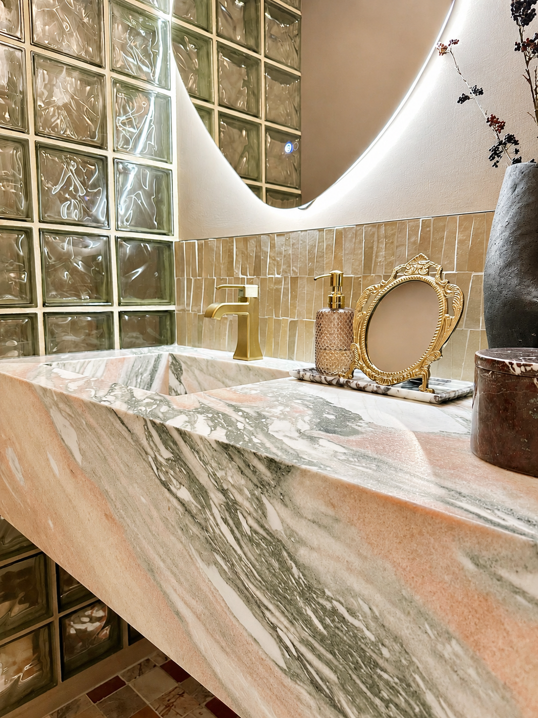 Quartz, Natural Stone, or Porcelain: How to Choose the Right Countertop