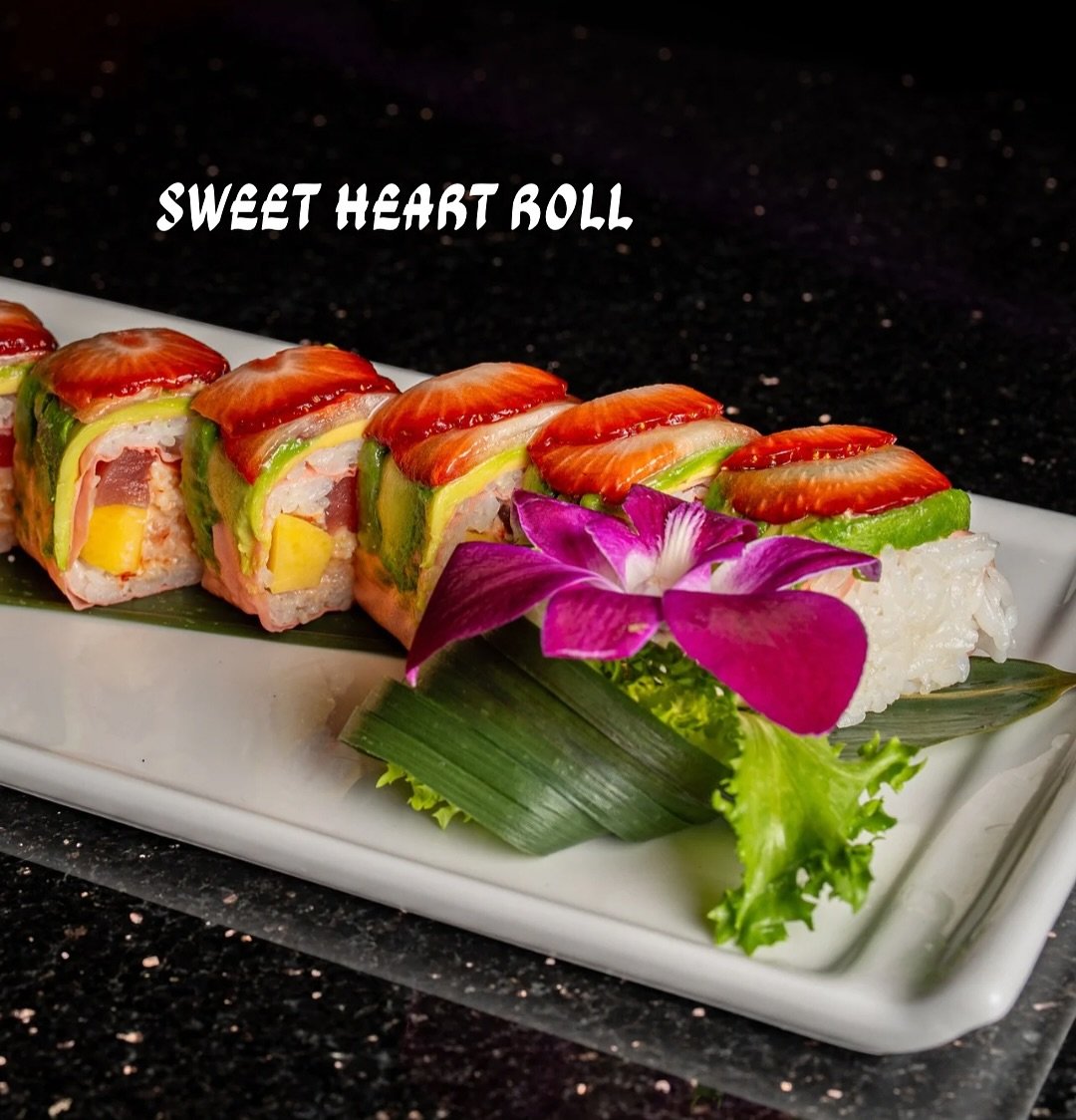This is how we like to roll call 🫡 

Our speciality sushi rolls are present and accounted for! Walk in tonight to try some or take it to go