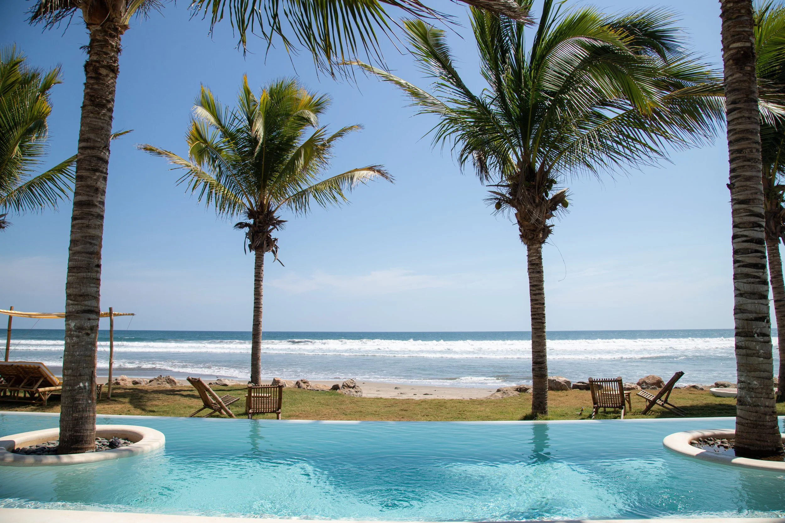 PISCINA & JARDIN_1988.jpg