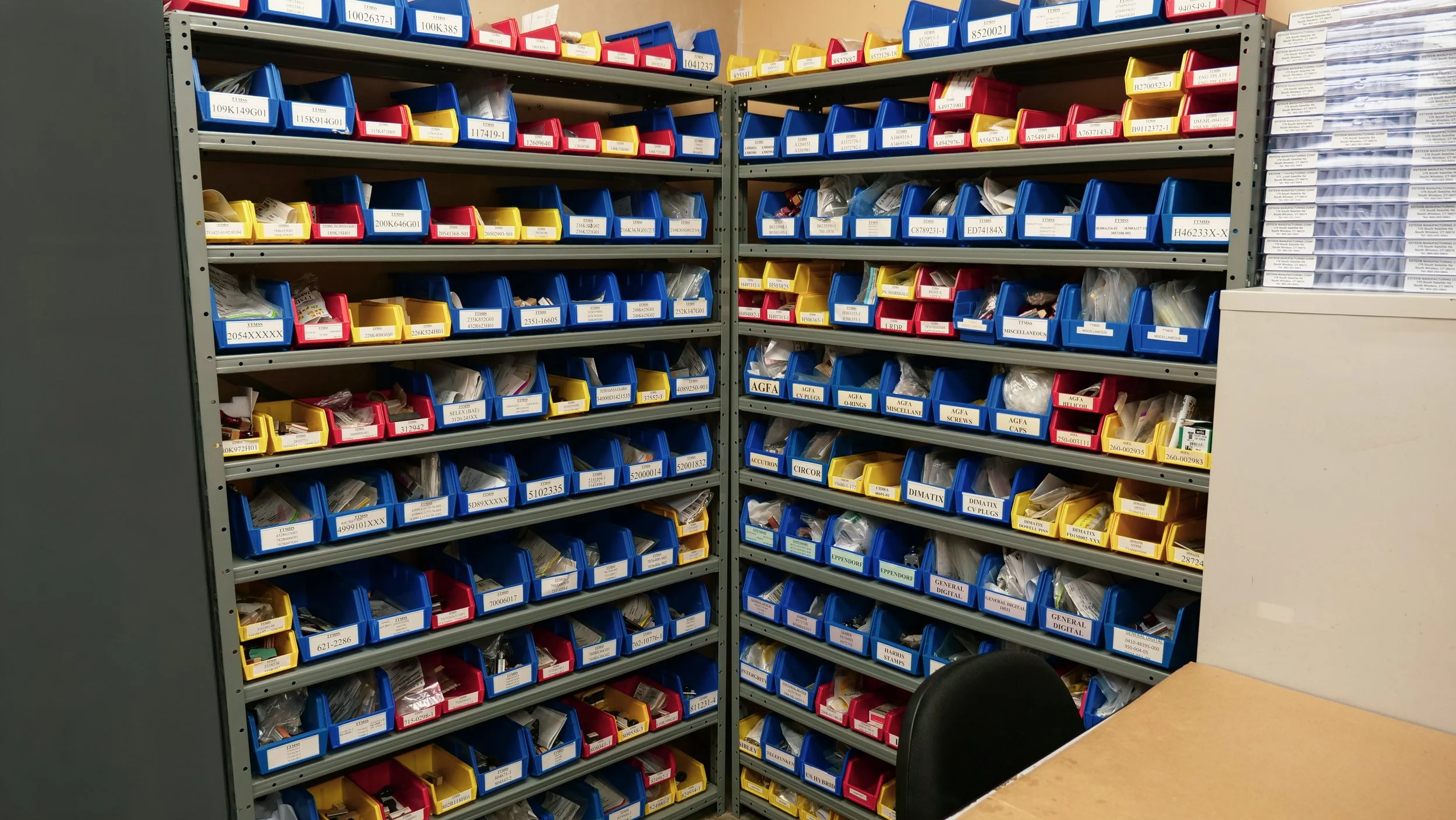 P1100442 LR MDRN 6.jpg