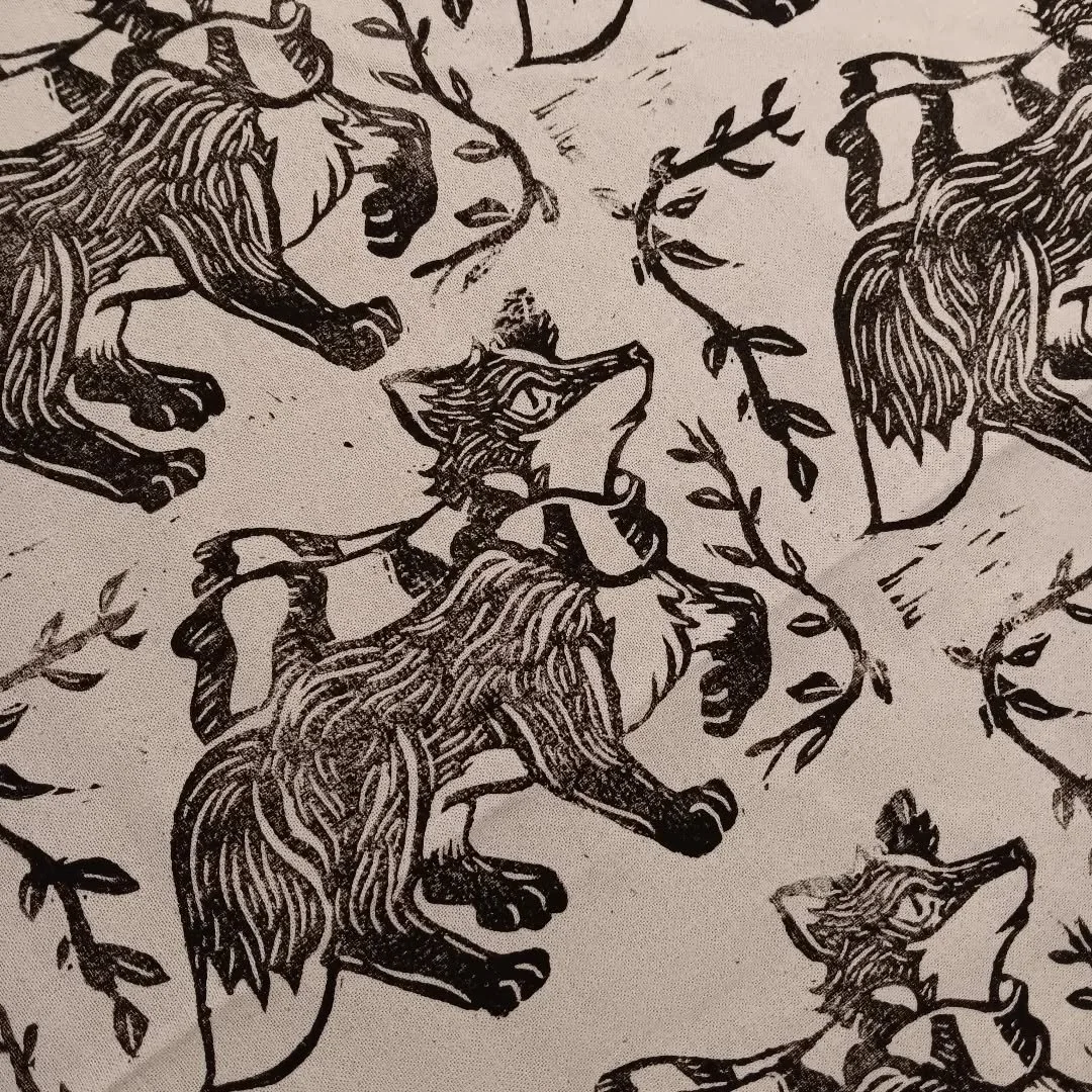 Love me a repeating pattern!

Prepping some demos for @inglewoodyyc's InglewooDIY Feat next month, where you can learn how print your own tea towels!
Check out more workshops on their site (whatever your creative itch), and learn more about DIY Tea T