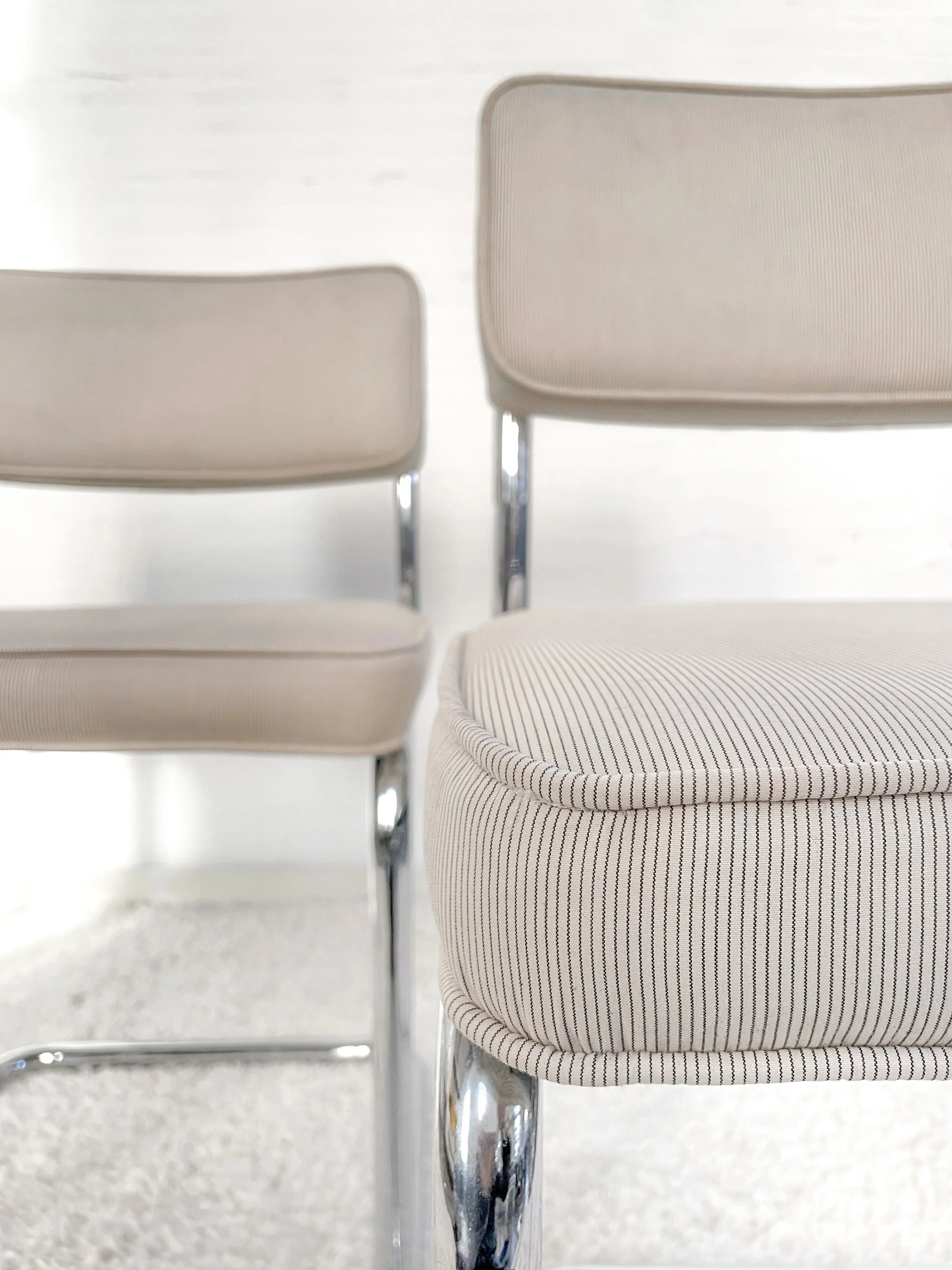 Silla comedor canteliever. 90s. Monda Lironda Vintage