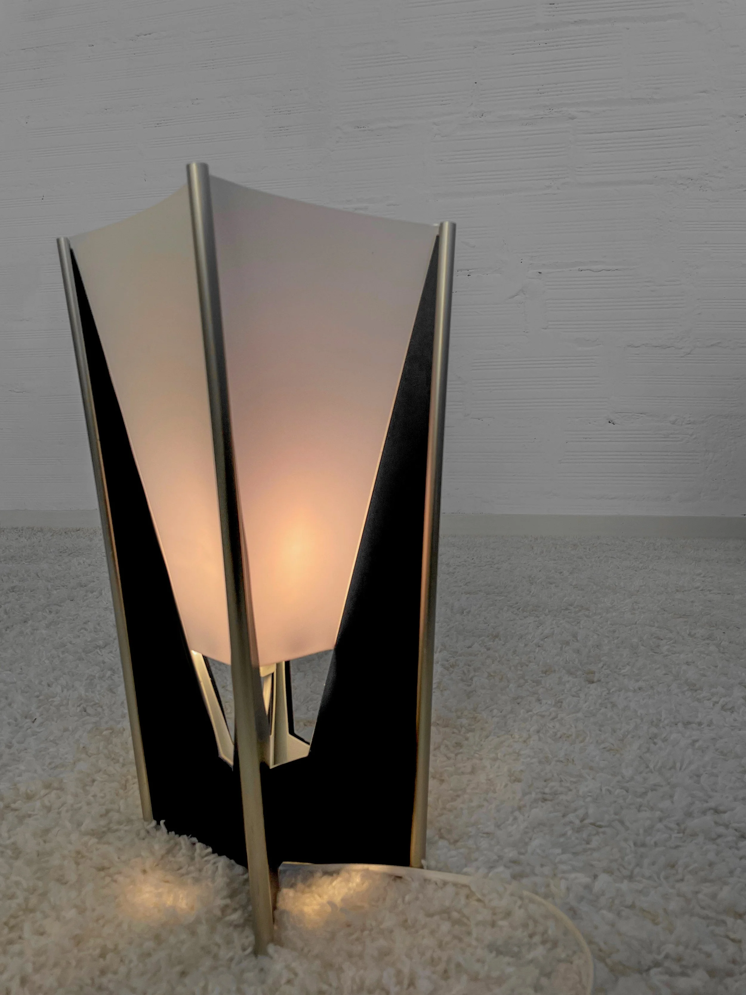 Lámpara de mesa Style para Knoll. Samuel Parker. 80s. Monda Lironda Vintage