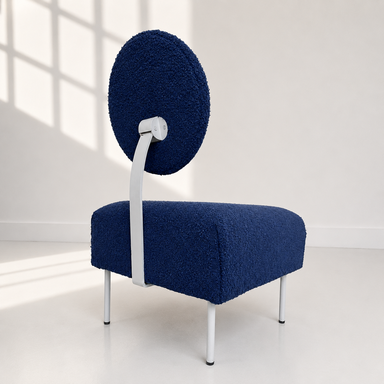 Silla Moira (BU-1375). Piergiorgio Cazzaniga para Andreu World. Monda Lironda Vintage