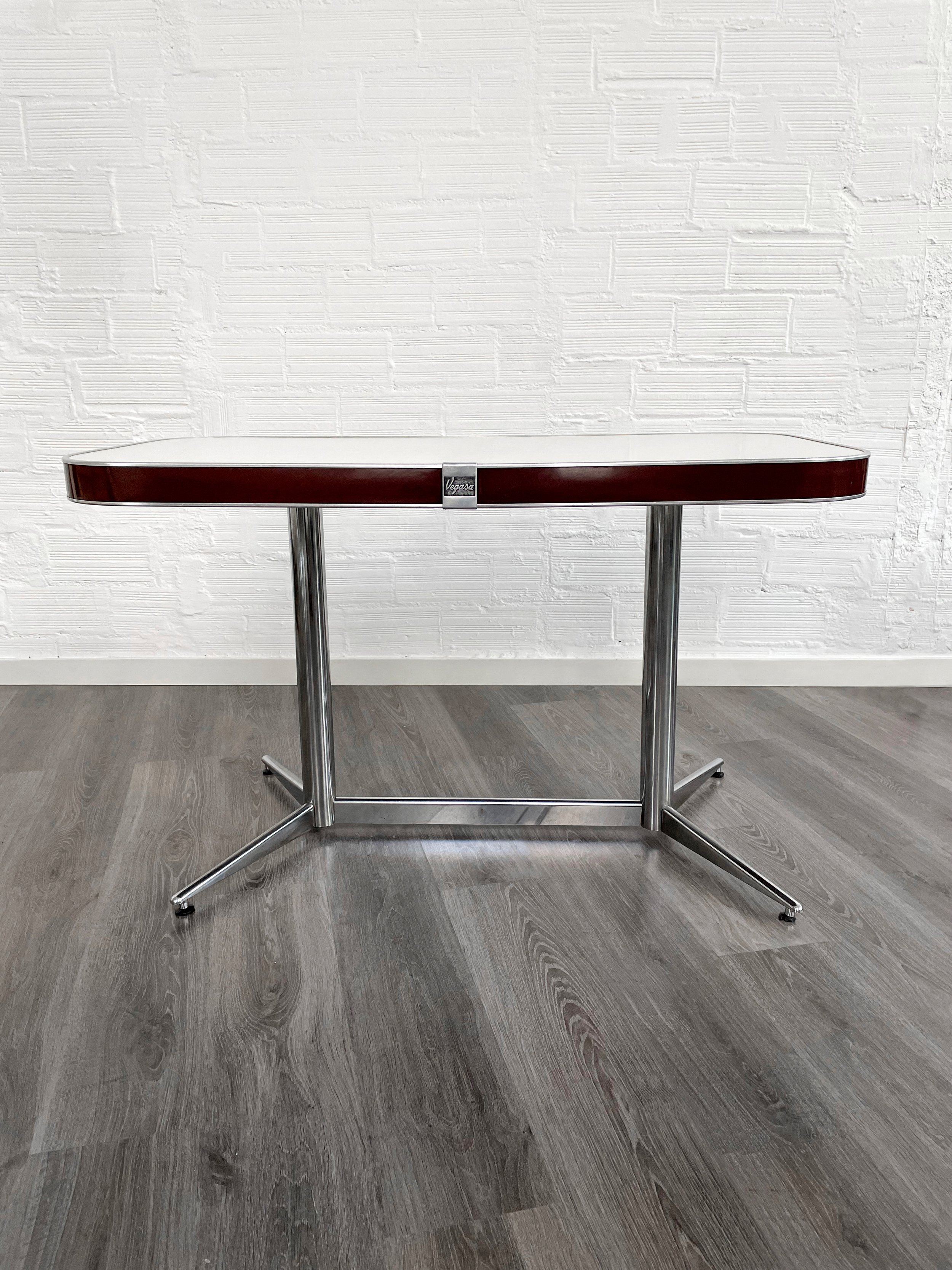 Mesa comedor vintage rectangular. Vegasa. 60s. Monda Lironda Vintage
