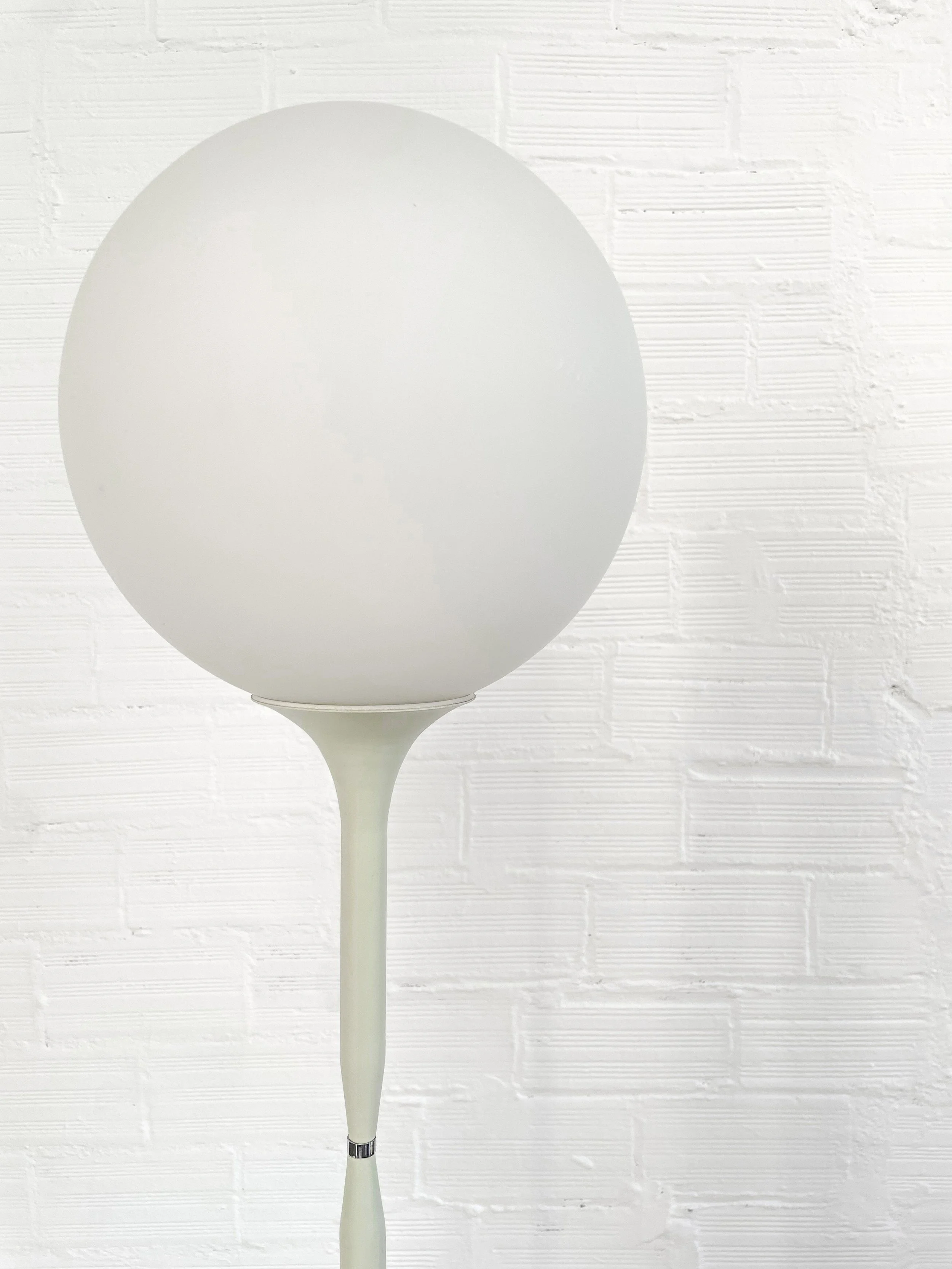 Lámpara de pie Artemide Castore. Italia 2003. Monda Lironda Vintage