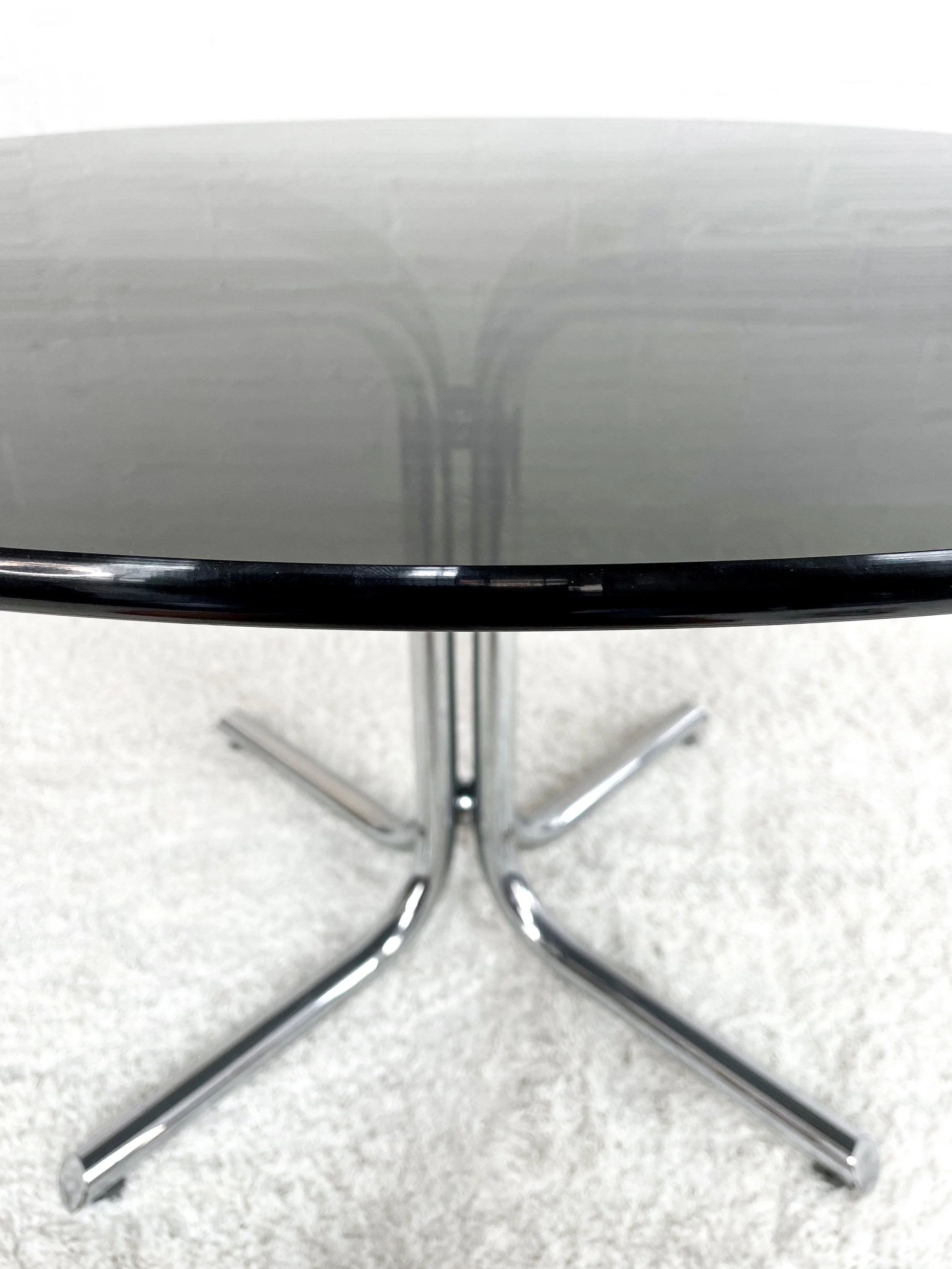 Mesa comedor Mid-century redonda. Años 70. Monda Lironda vintage