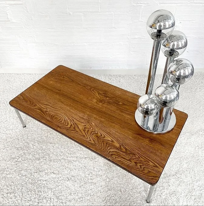 💛💛💛 Mid-century coffee table. 1960s

#mondalironda_vintage #midcenturydesign #midcenturyfurniture #alquilermobiliario #decoration #interiorismo #designfurniture #terrassa