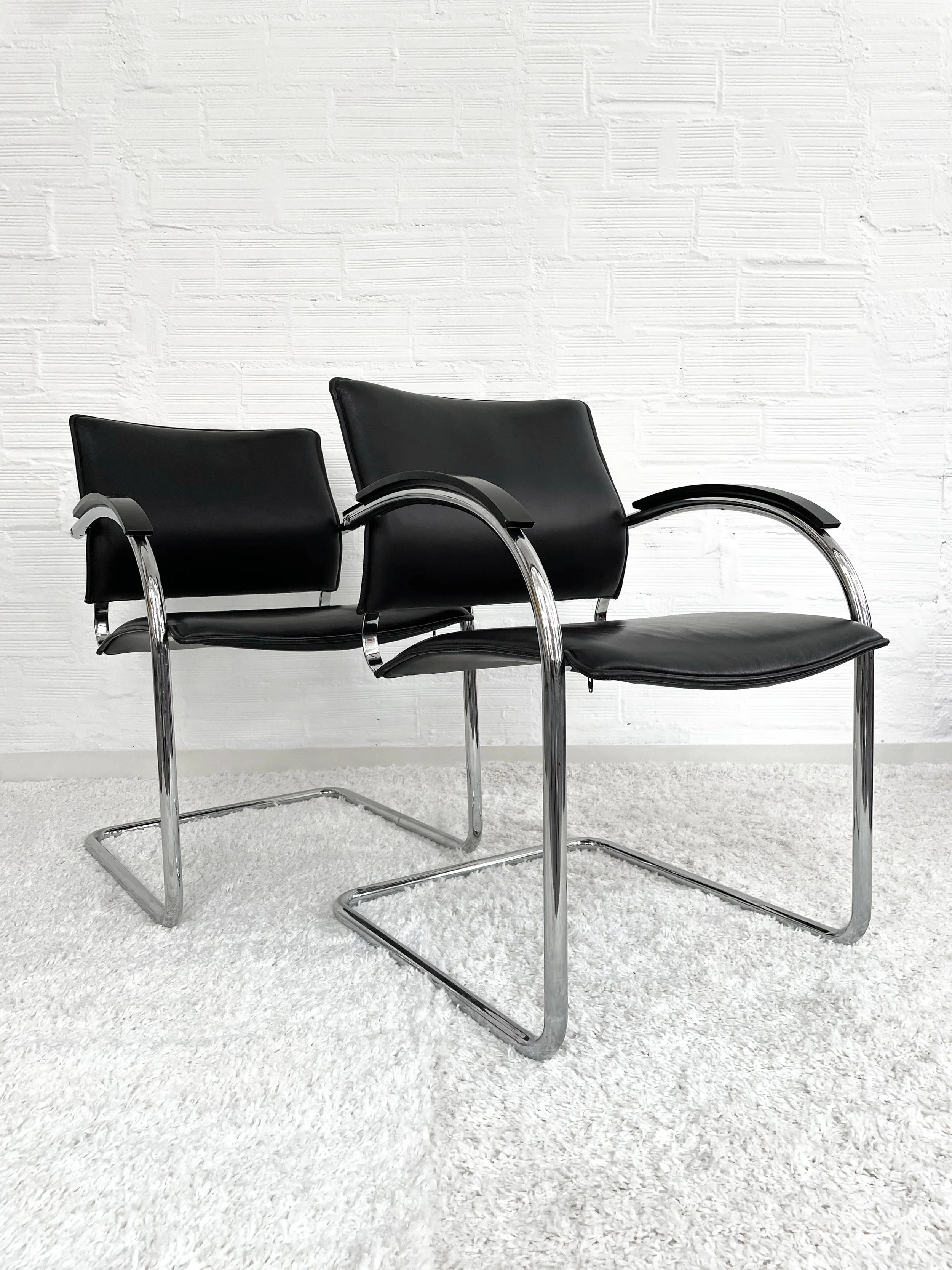 Silla cantilever S78 para Thonet. Alemania 80s. Monda Lironda Vintage