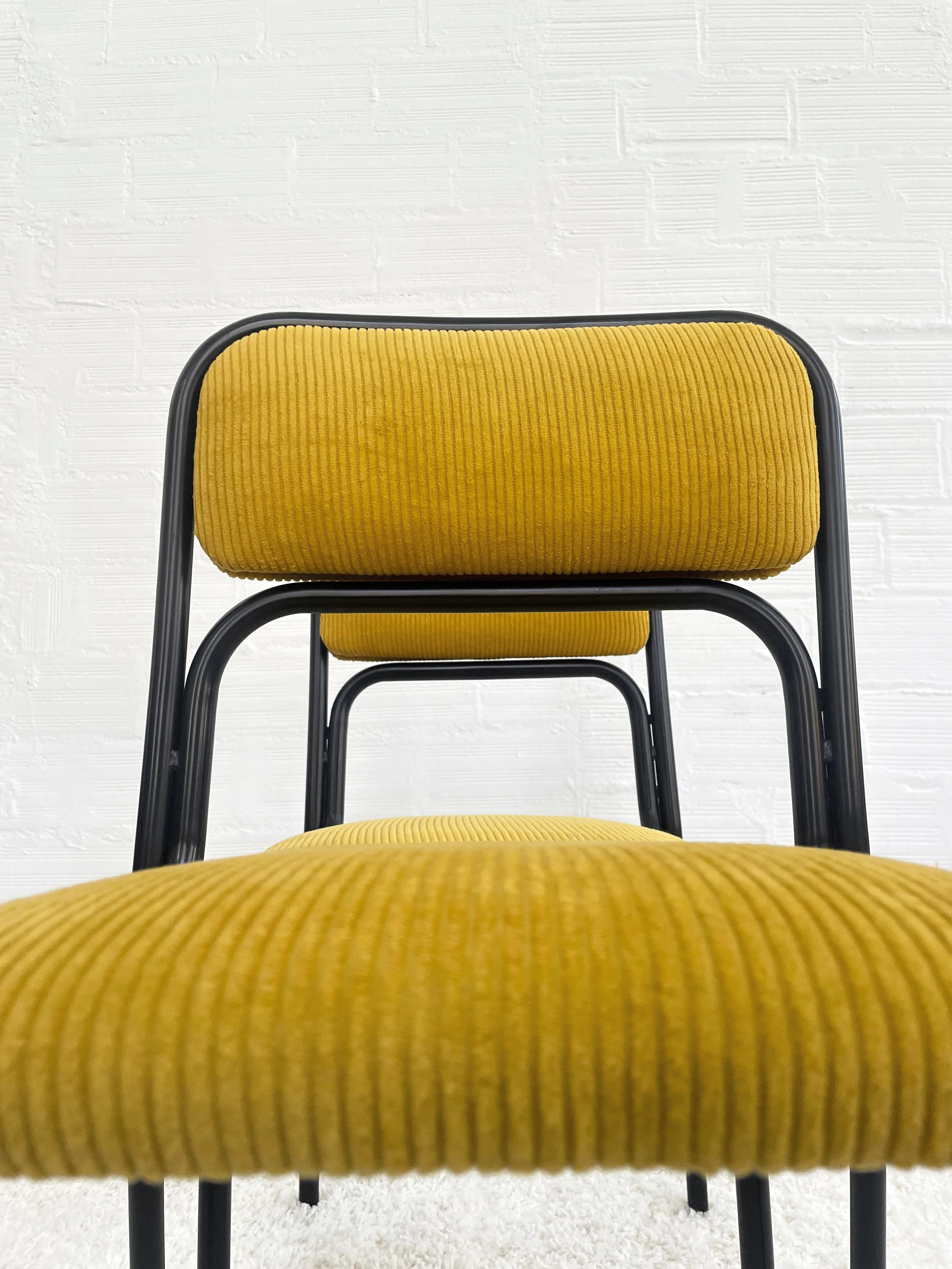 Sillas Bauhaus de los años 70, made in Italy. Monda Lironda Vintage