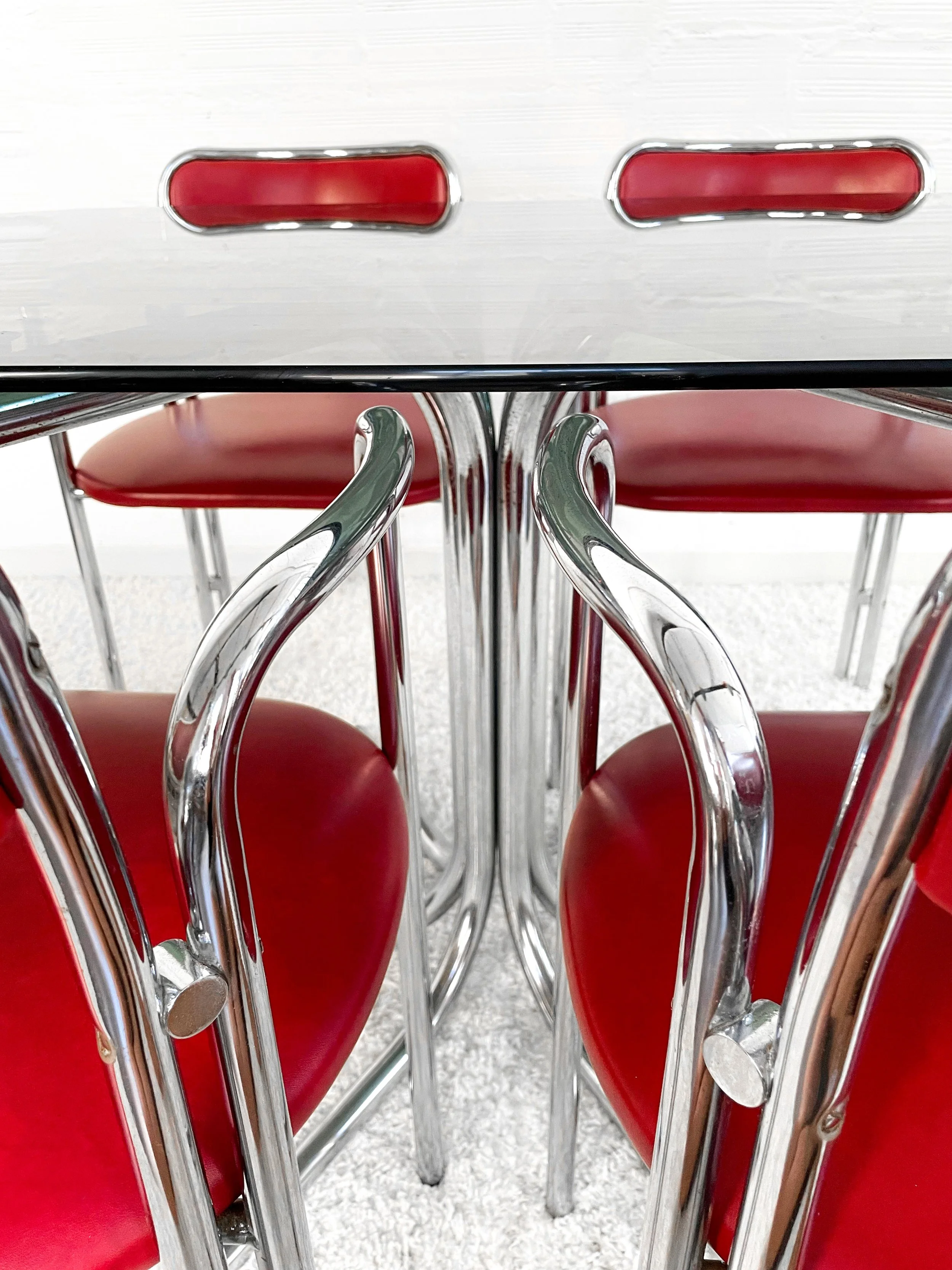 Mesa comedor ovalada vintage. Estructura cromada. 70s. Monda Lironda Vintage