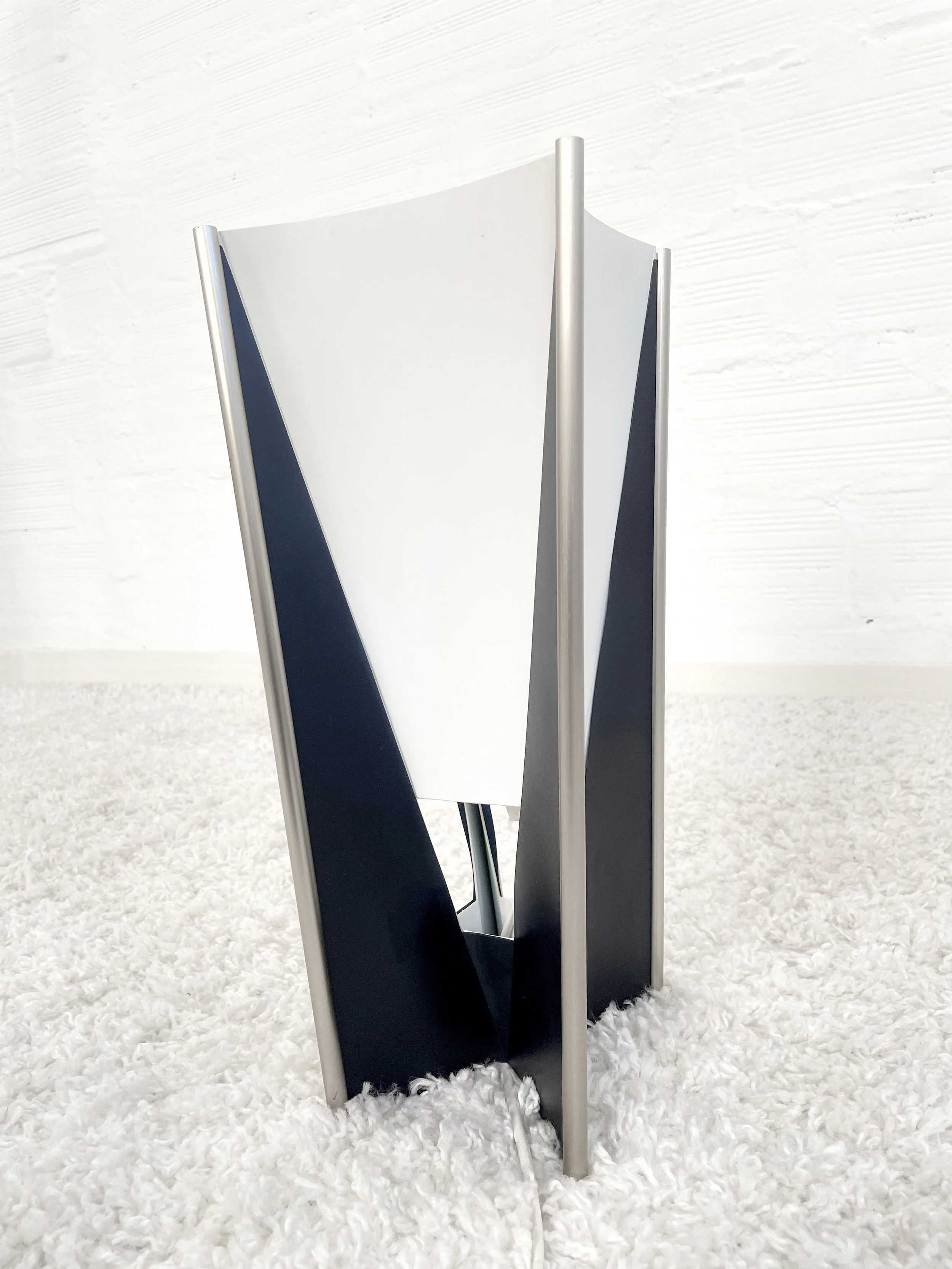 Lámpara de mesa Style para Knoll. Samuel Parker. 80s. Monda Lironda Vintage