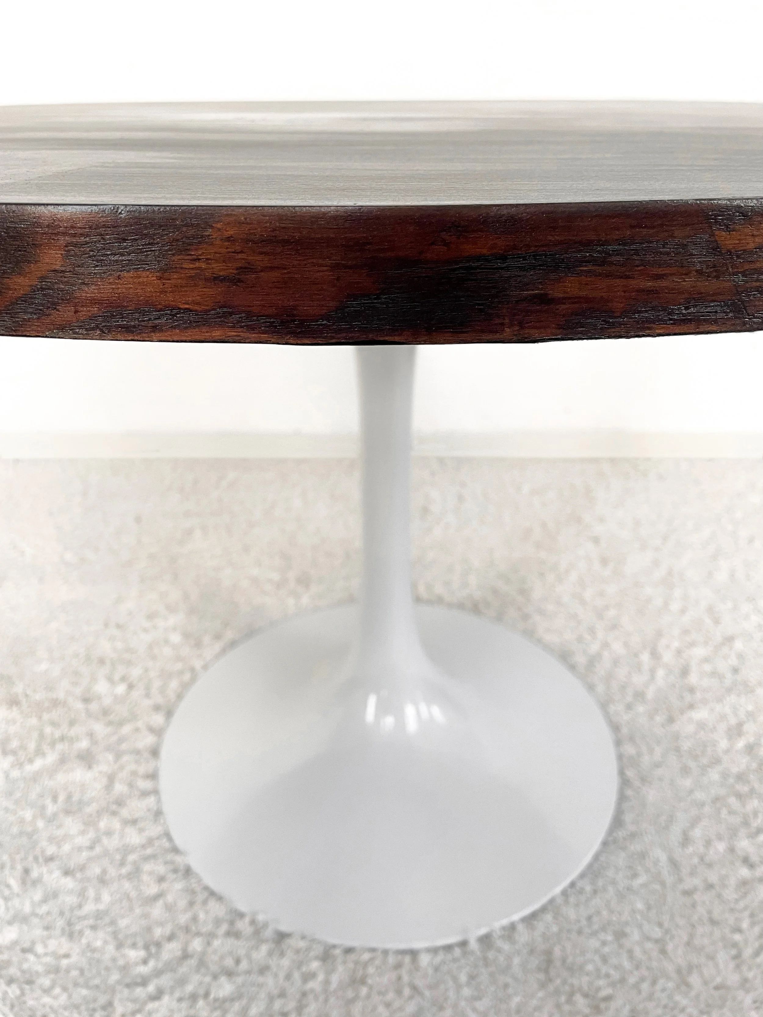 Mesa comedor vintage. Sobre de madera. Pie Tulip. Monda Lironda Vintage