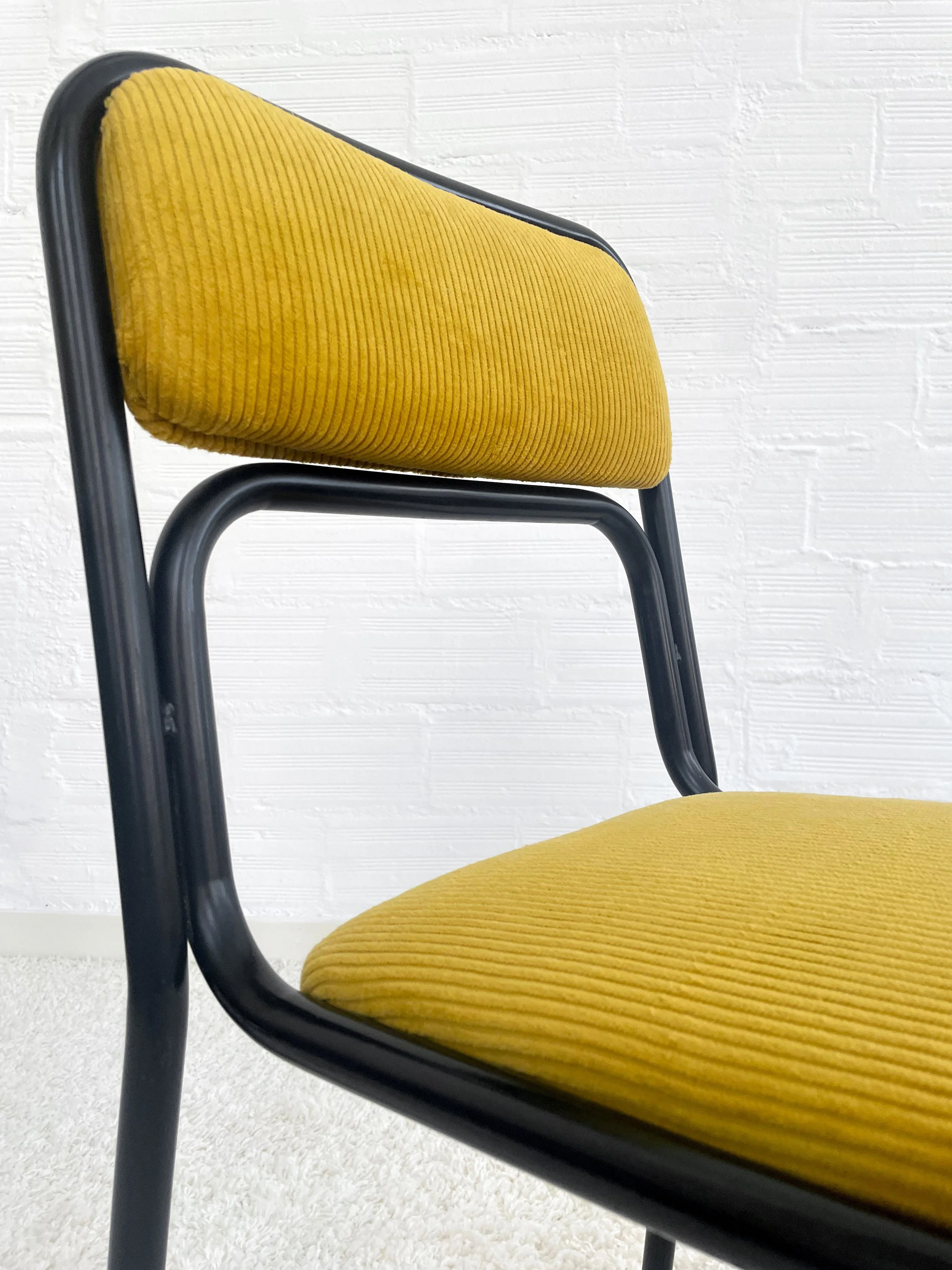 Sillas Bauhaus de los años 70, made in Italy. Monda Lironda Vintage