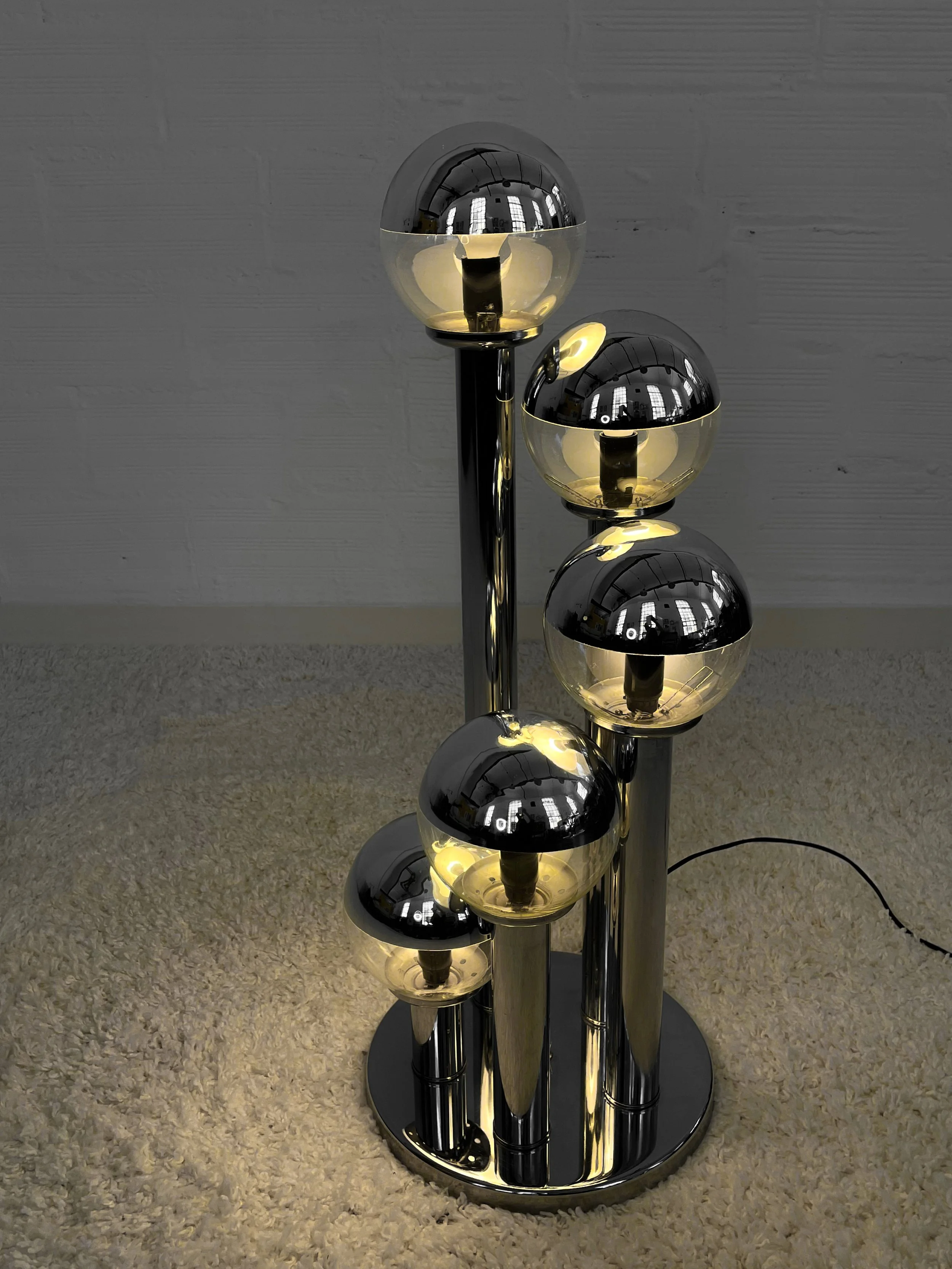 Lámpara de sobremesa modelo "Barcelona". 70s. Monda Lironda Vintage