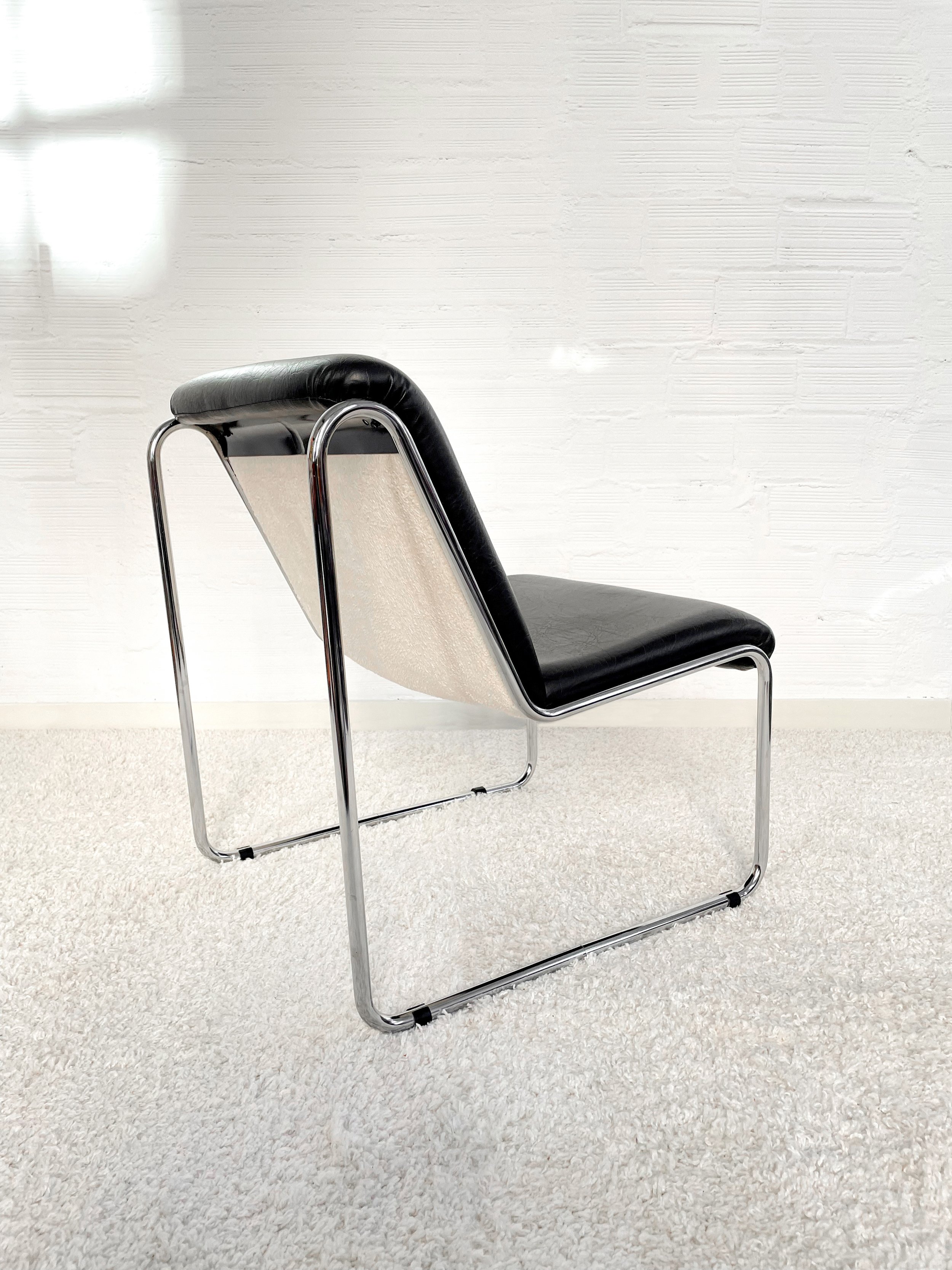 Butaca tubular Mid-Century. Monda Lironda Vintage