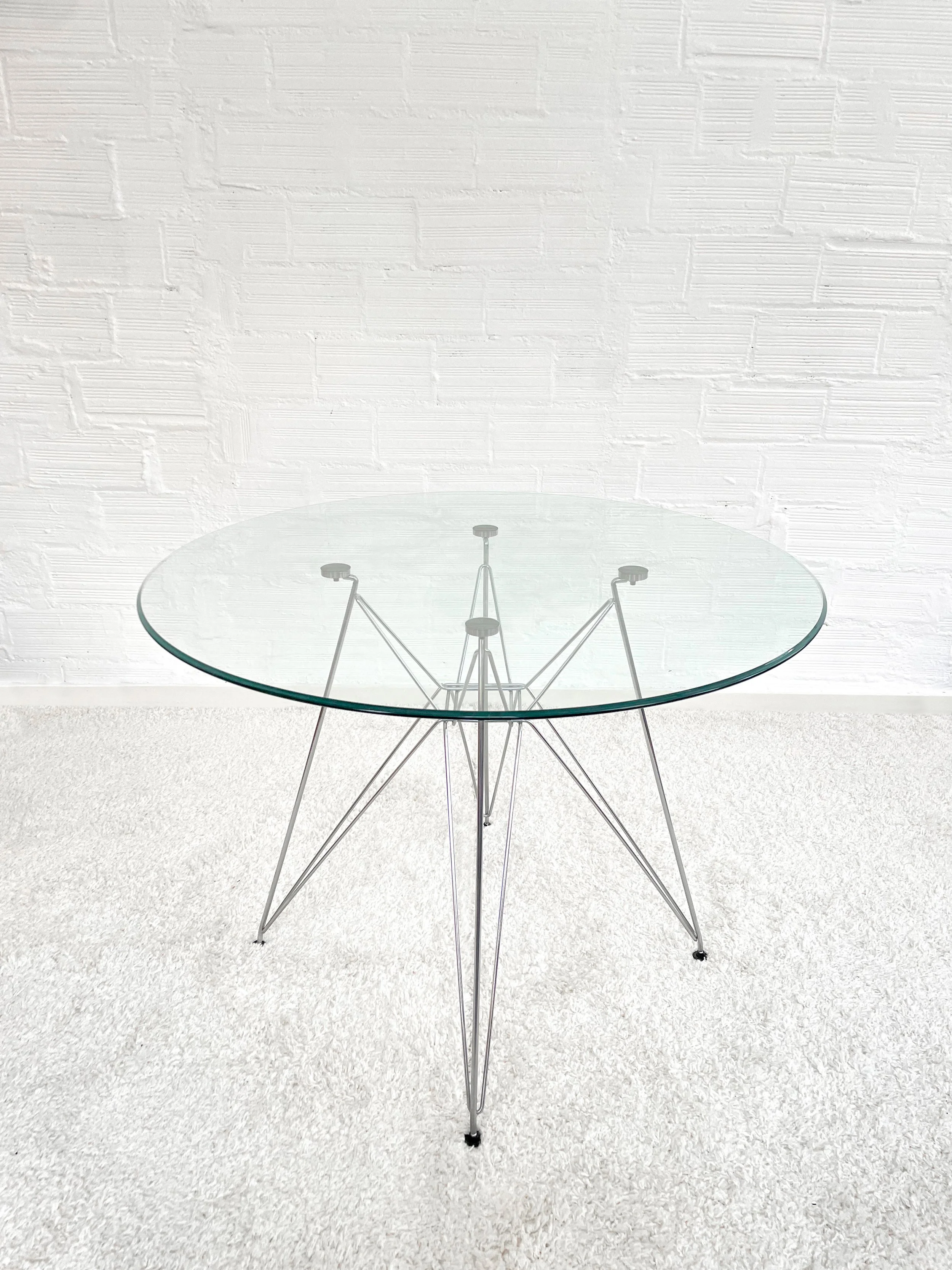 Mesa redonda Eames base Eiffel. Monda Lironda Vintage