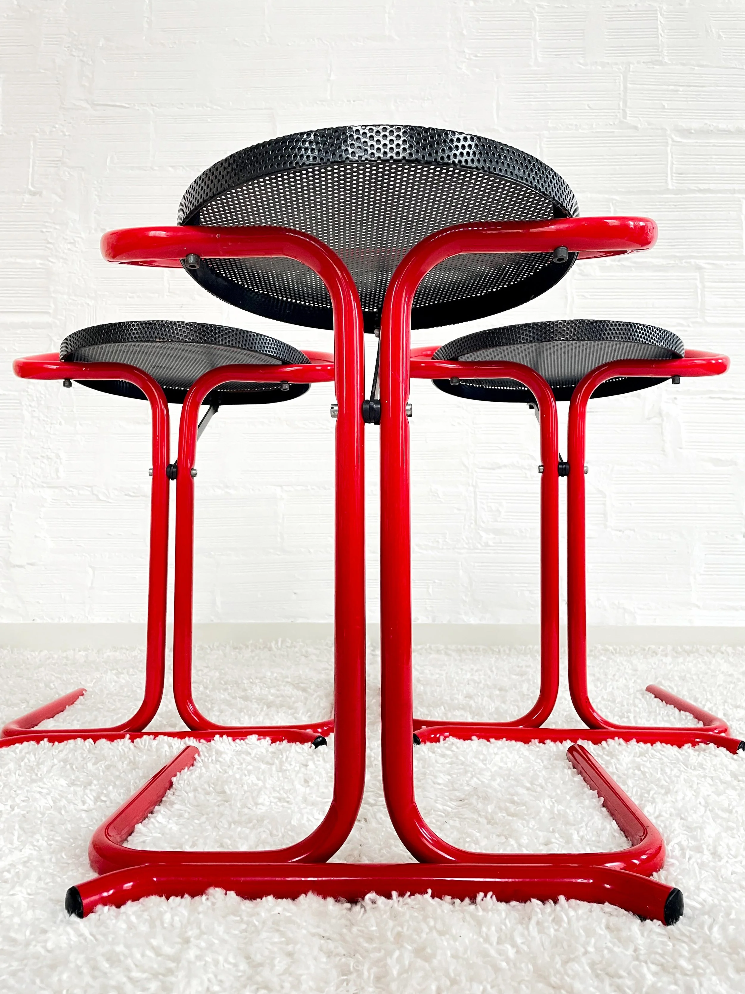 Taburetes postmodernos 80s. Monda Lironda Vintage