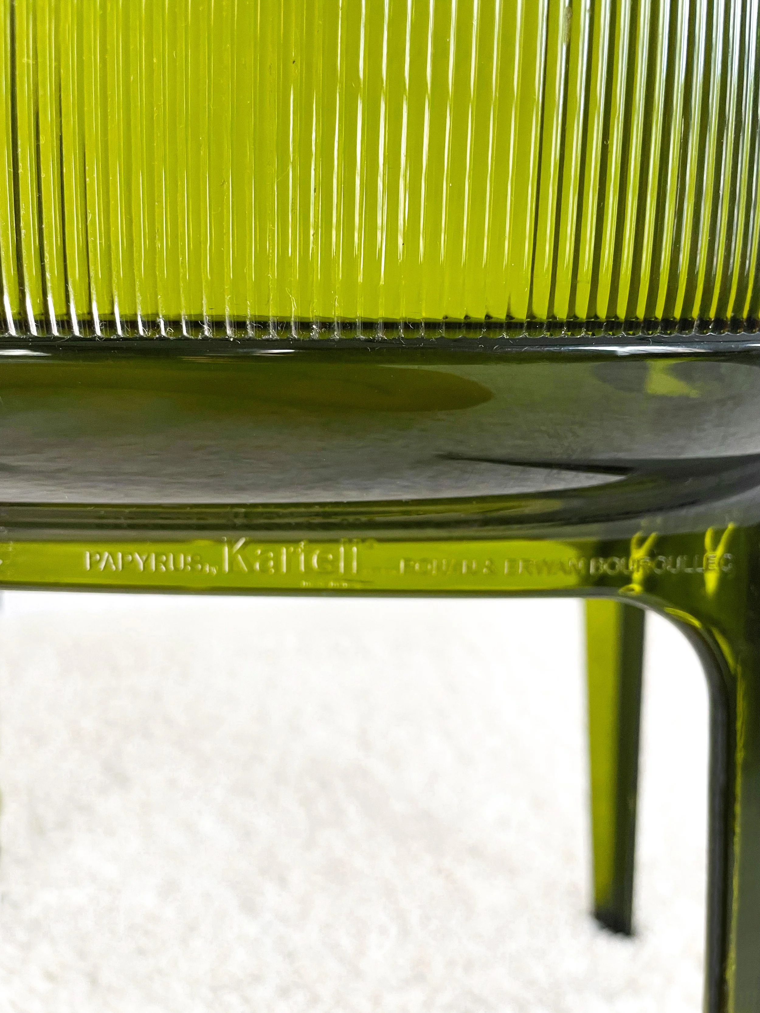 Silla Papyrus para Kartell. Diseñada por Ronan & Erwan Bouroullec. Italia 2008. Monda Lironda Vintage