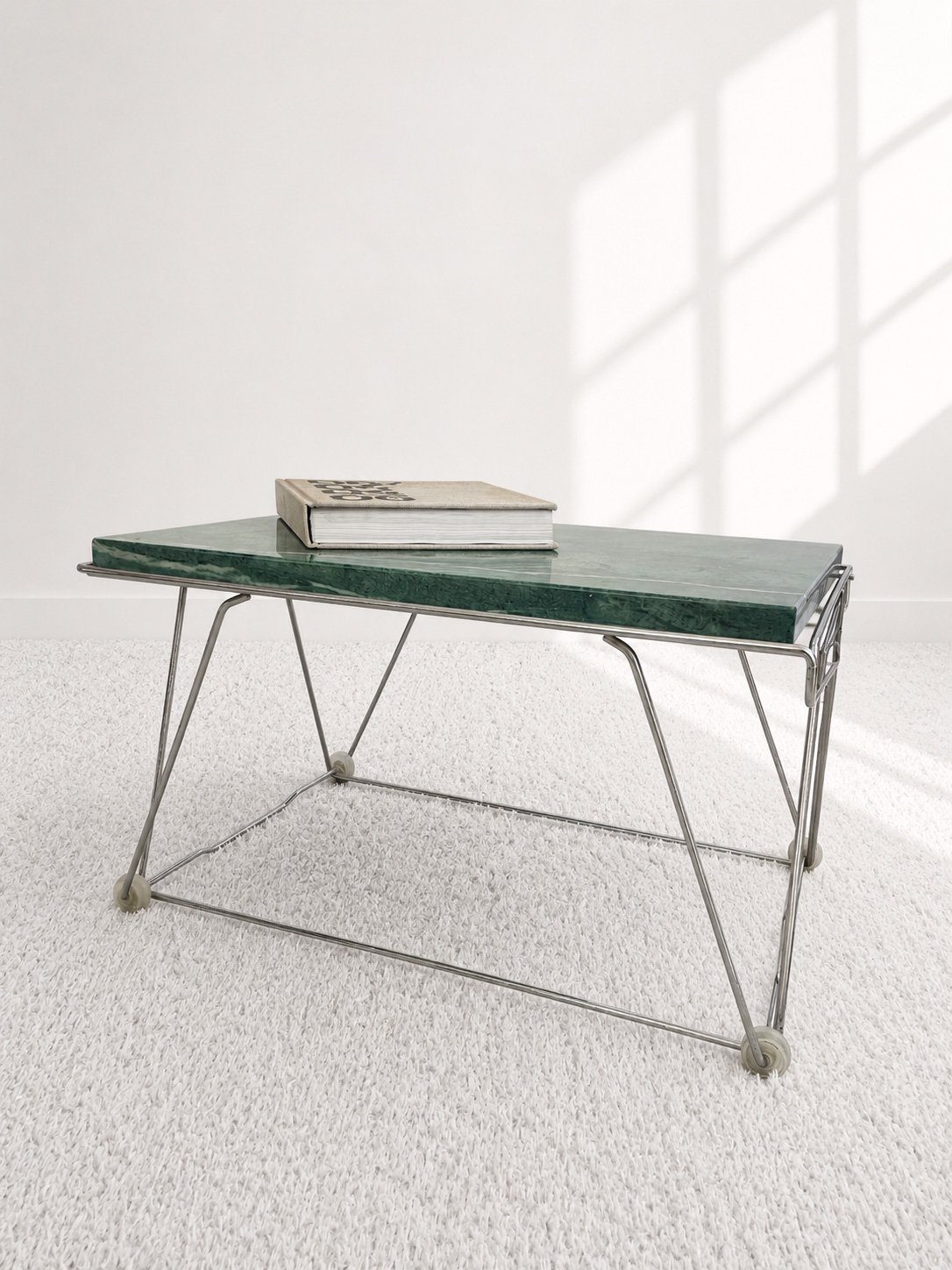 Mesa auxiliar de mármol. 80s. Monda Lironda Vintage