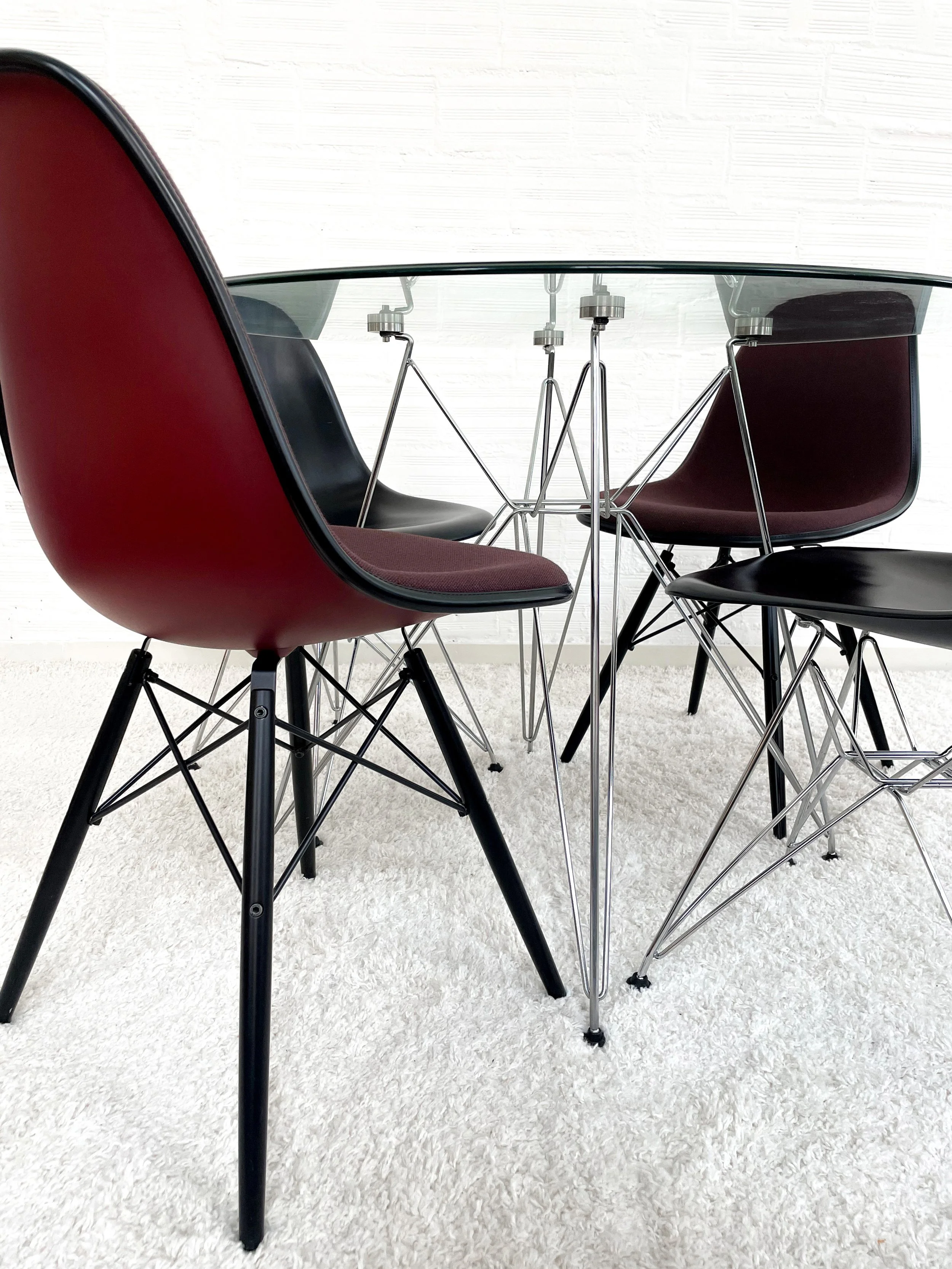 Mesa redonda Eames base Eiffel. Monda Lironda Vintage