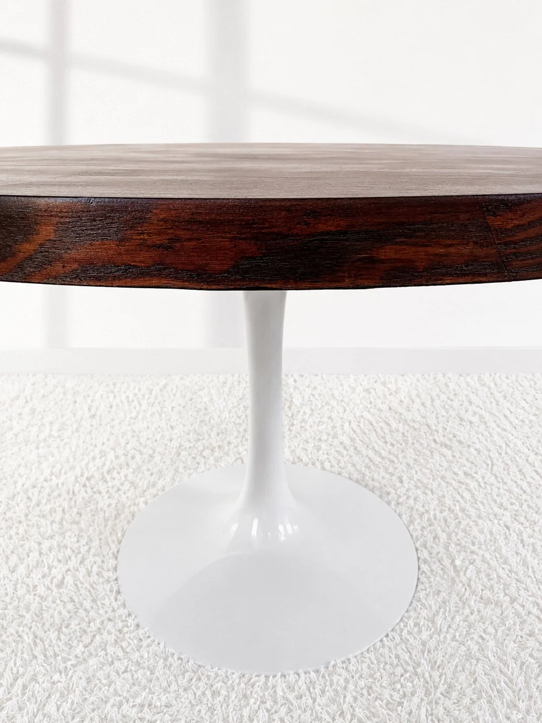 Mesa comedor vintage. Sobre de madera. Pie Tulip. Monda Lironda Vintage