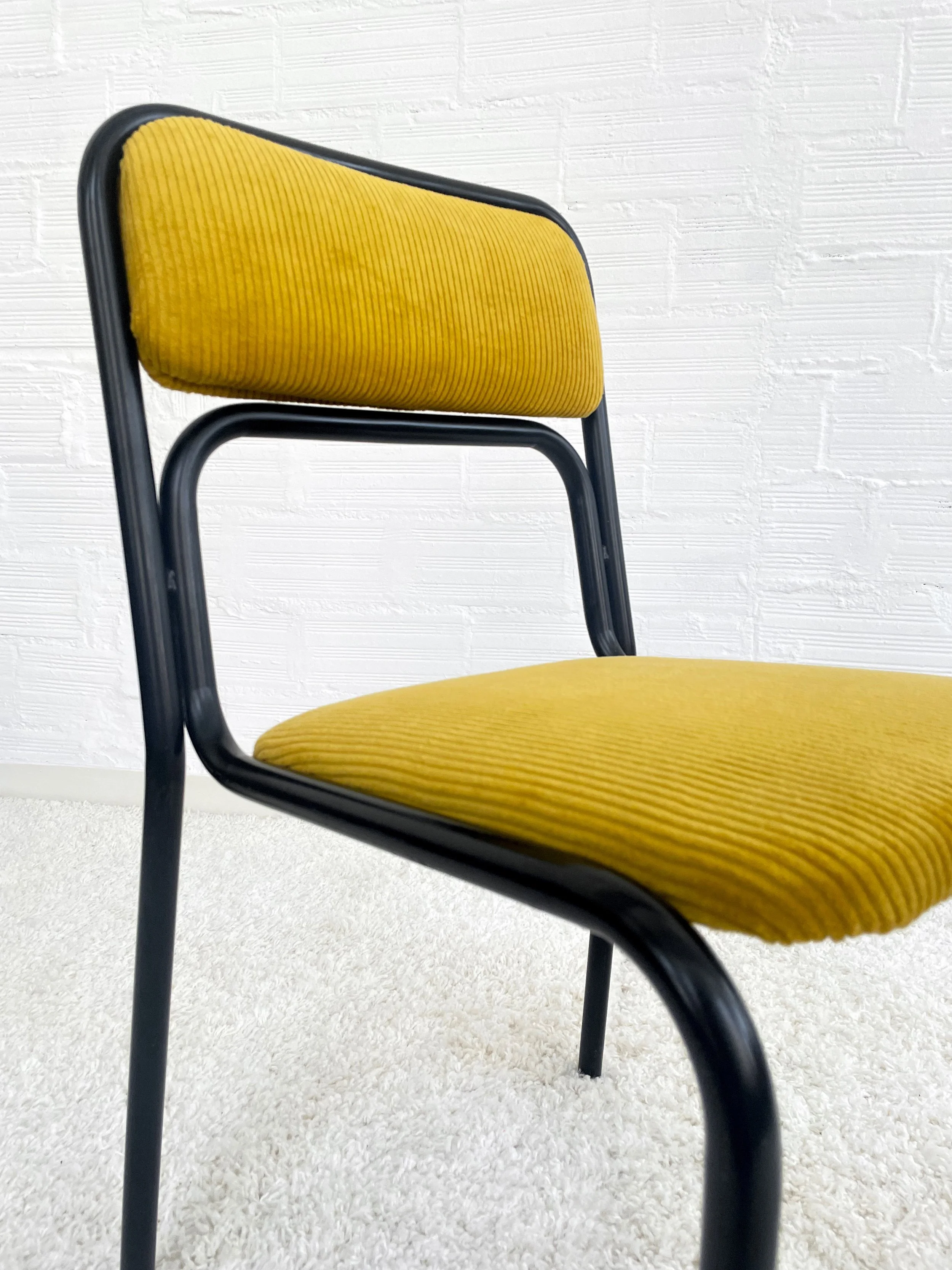 Sillas Bauhaus de los años 70, made in Italy. Monda Lironda Vintage