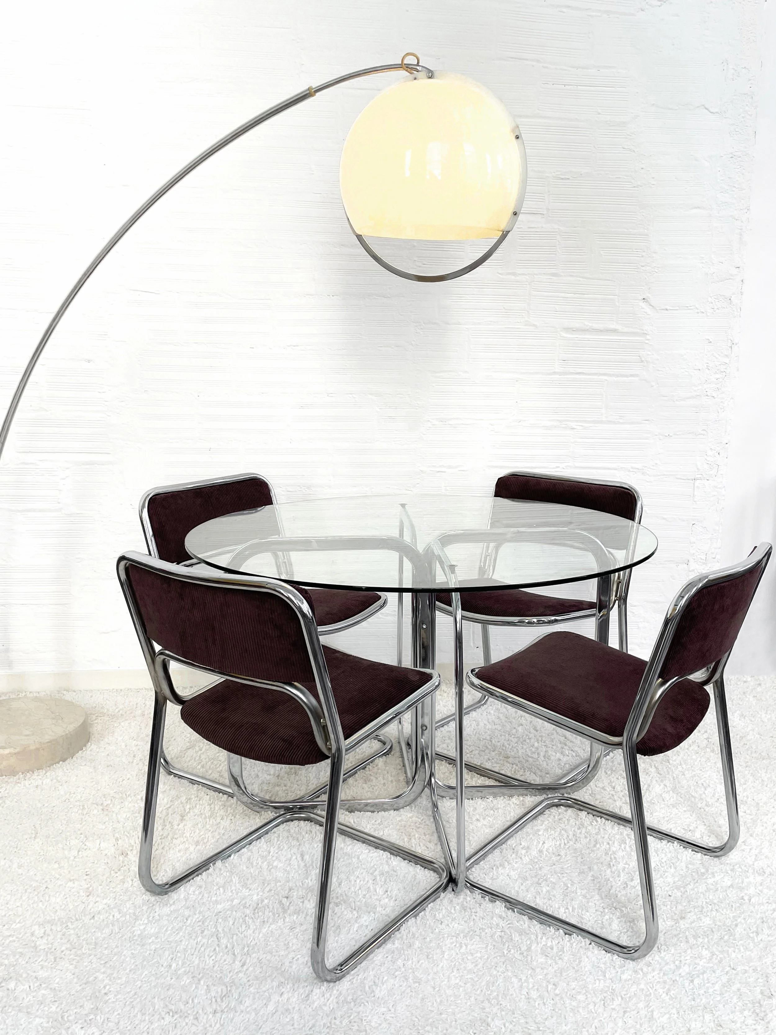 Lámpara de arco modelo Bow de Guzzini, Italia, circa años 60. Monda Lironda Vintage