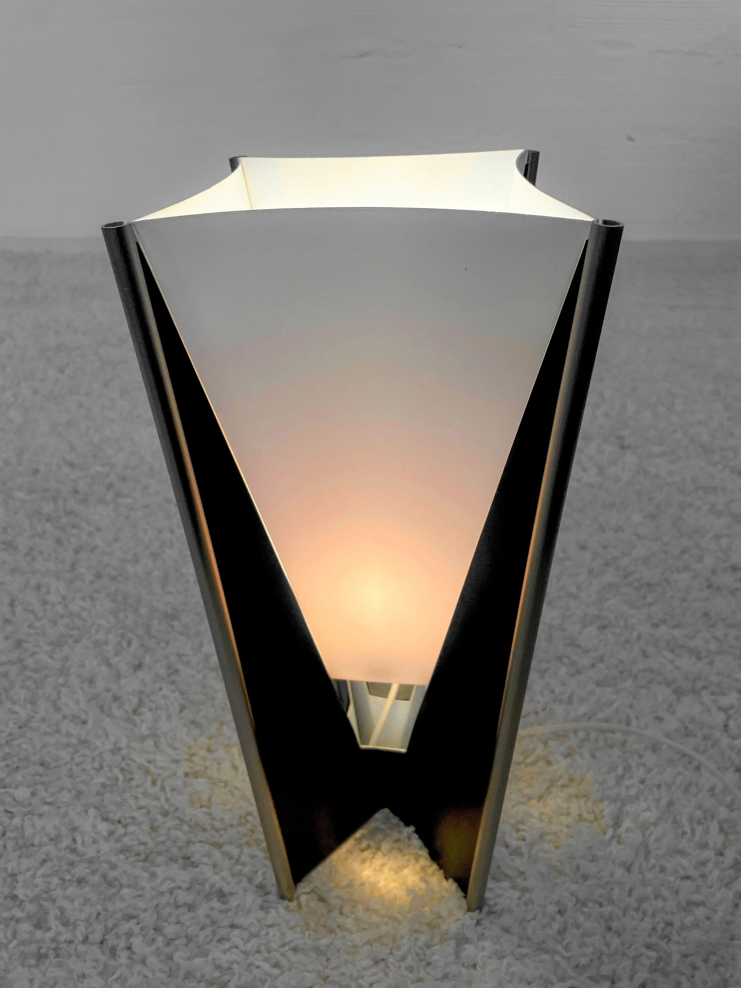 Lámpara de mesa Style para Knoll. Samuel Parker. 80s. Monda Lironda Vintage