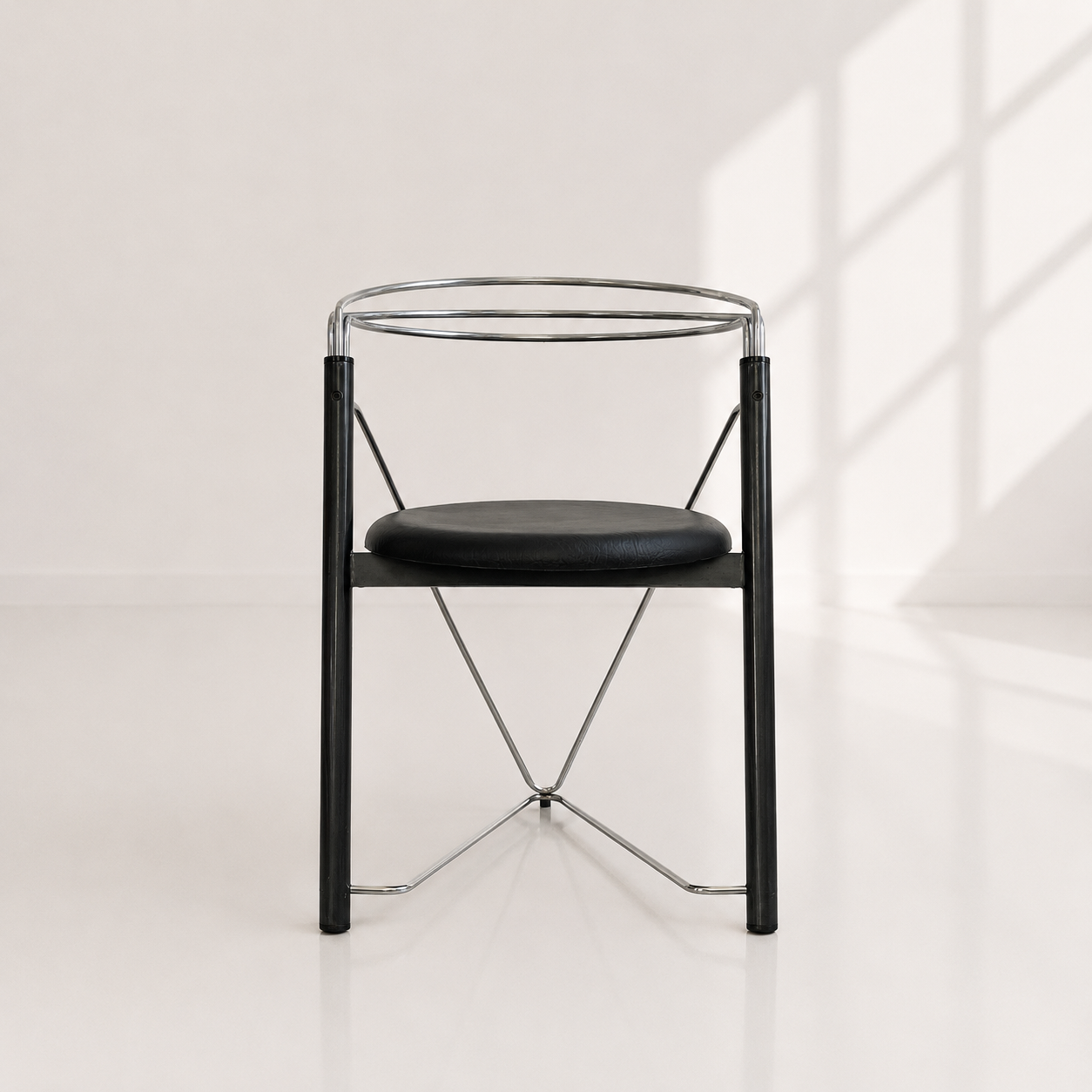 Silla postmoderna de inspiración Mario Botta. Monda Lironda Vintage