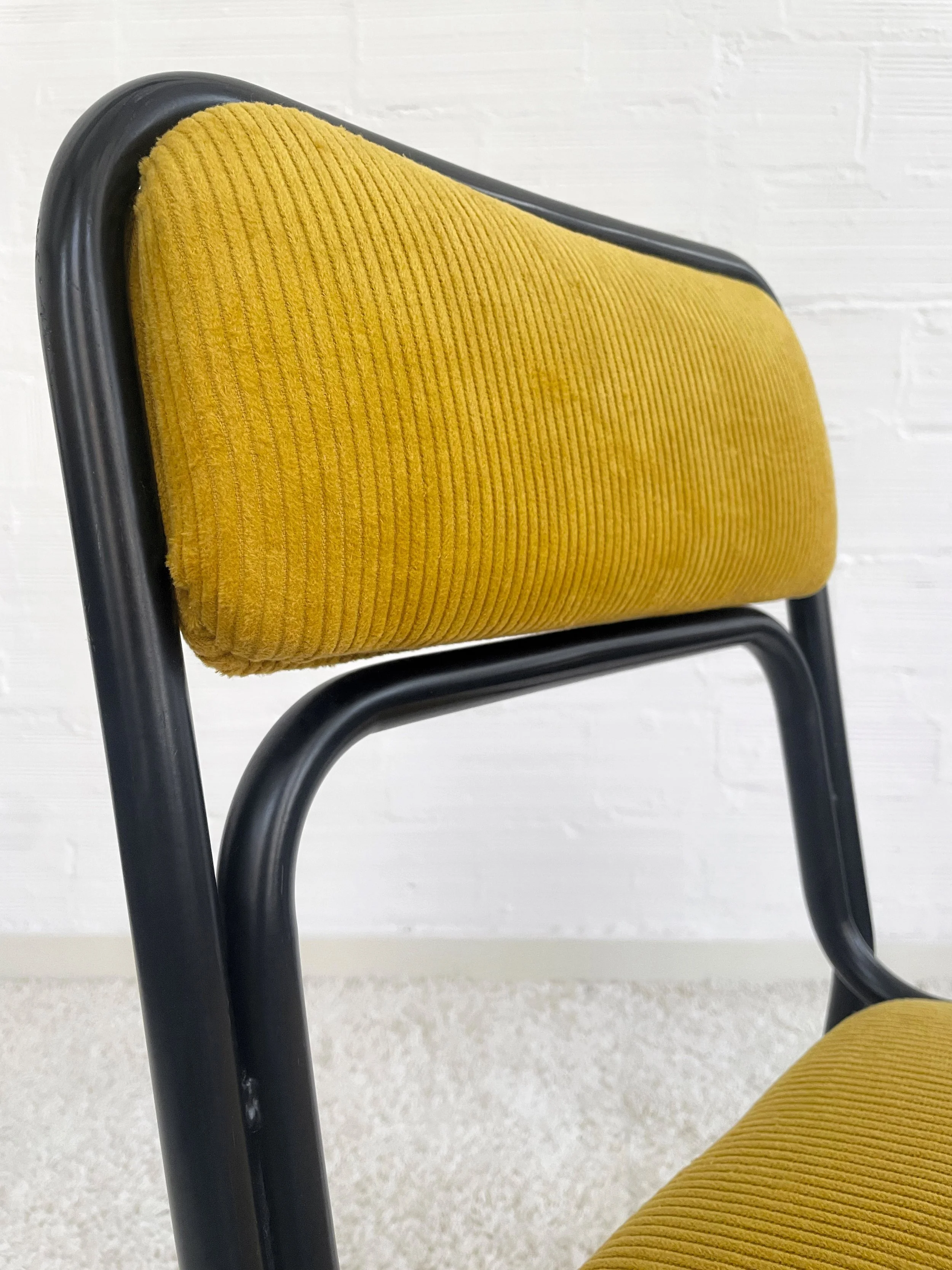 Sillas Bauhaus de los años 70, made in Italy. Monda Lironda Vintage