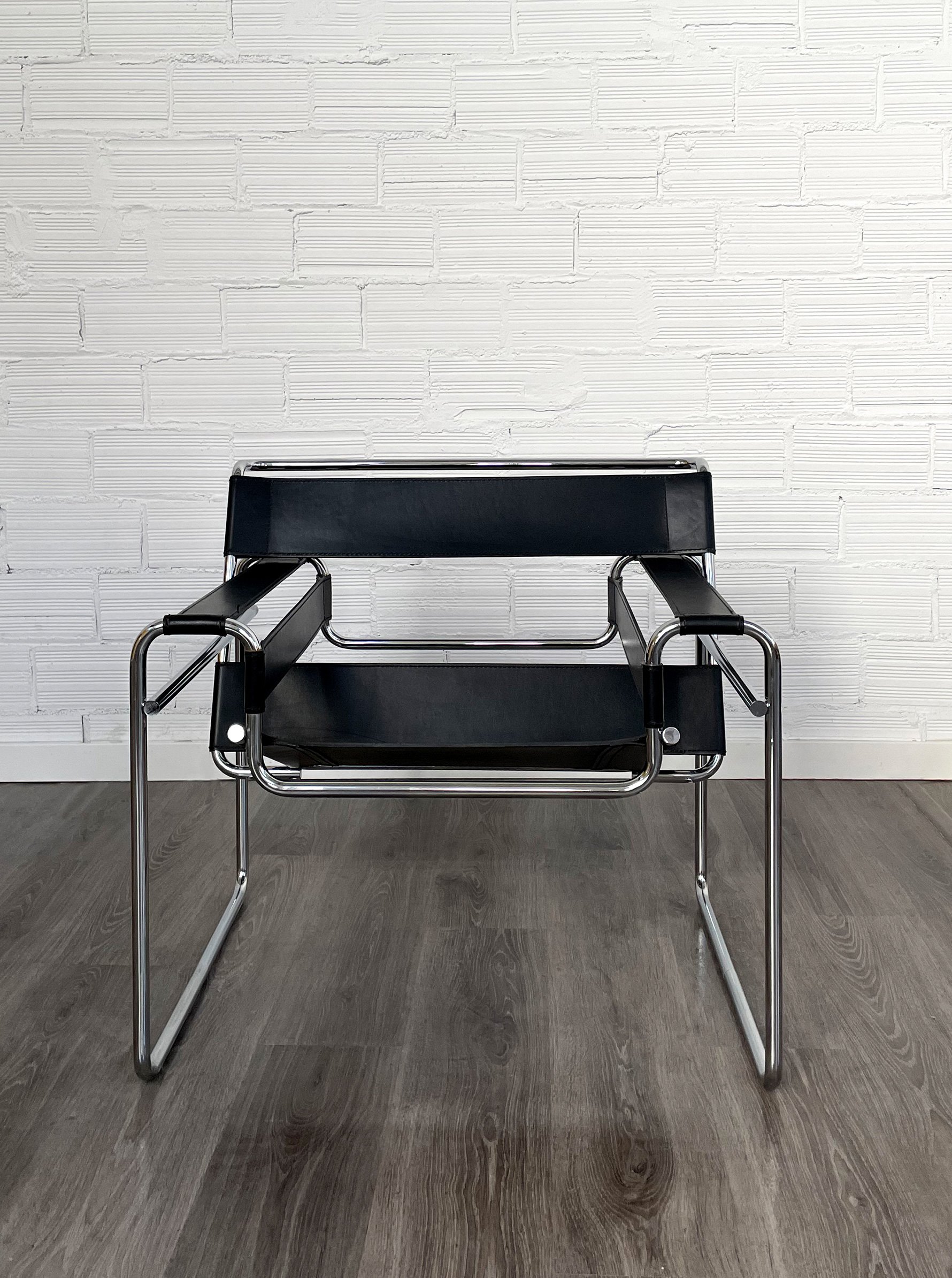 Silla Wassily B3. Marcel Breuer. Monda Lironda Vintage
