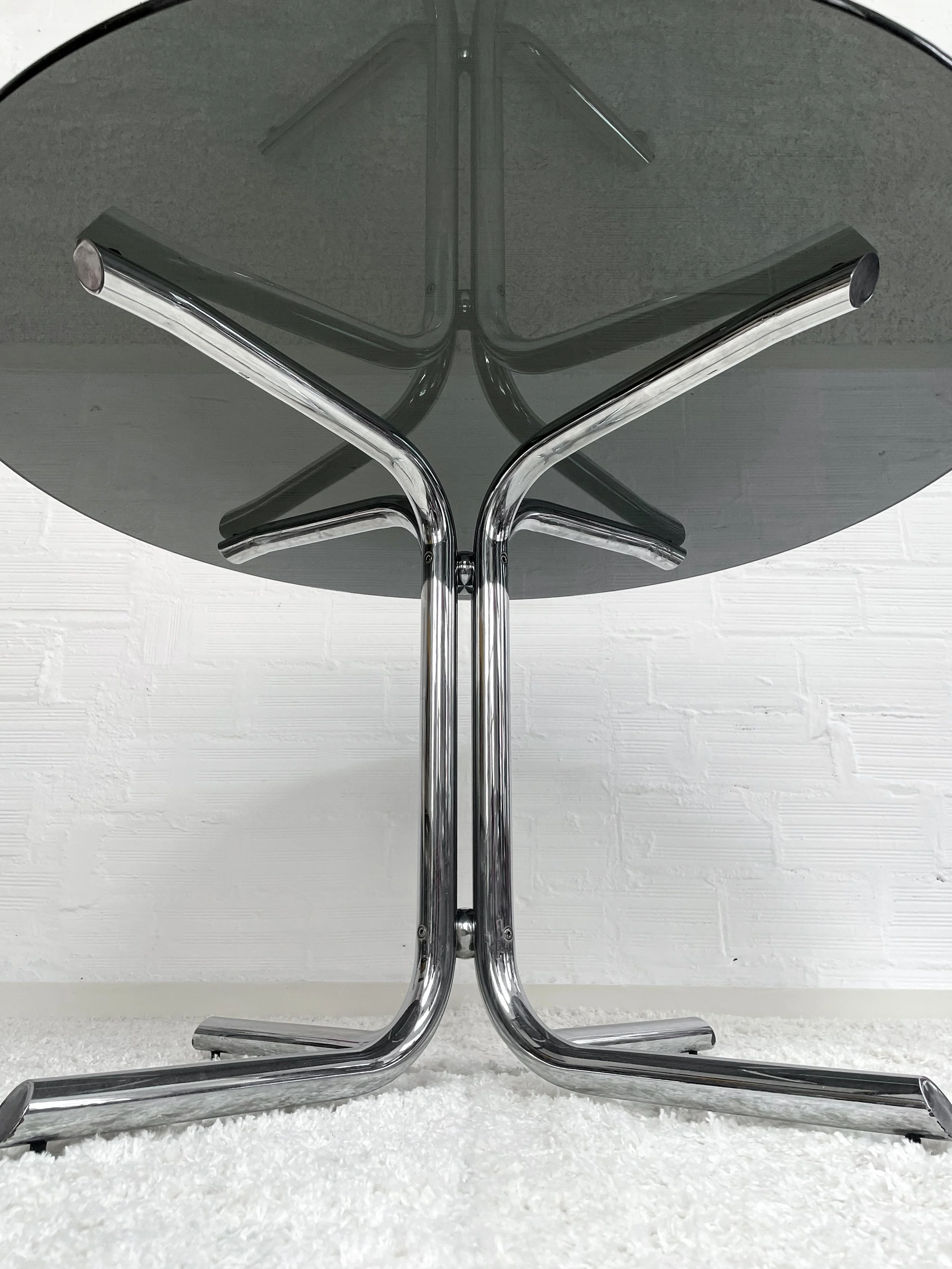 Mesa comedor Mid-century redonda. Años 70. Monda Lironda vintage