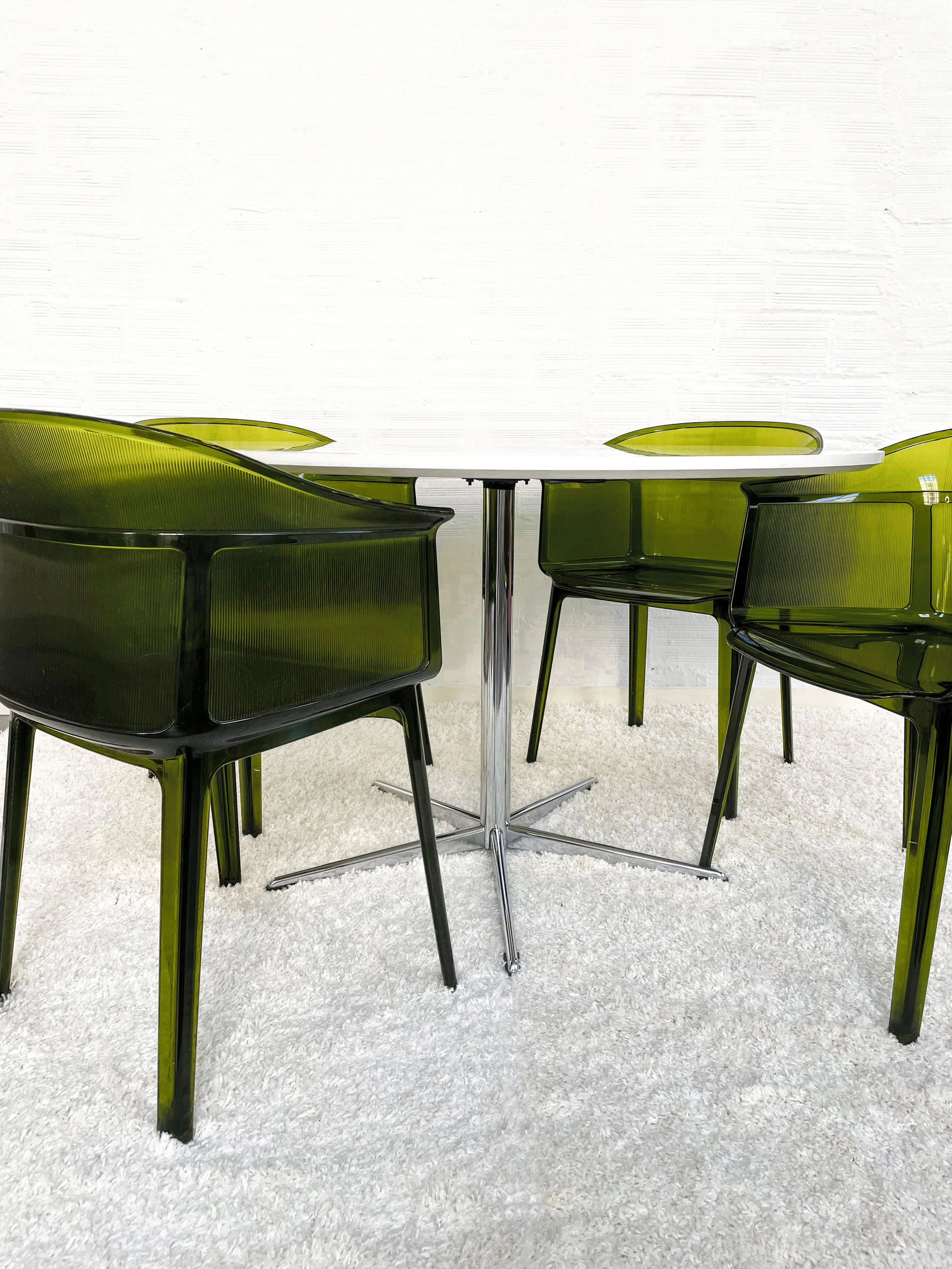 Mesa comedor vintage estilo Tulip. Italia 70s. Monda Lironda Vintage