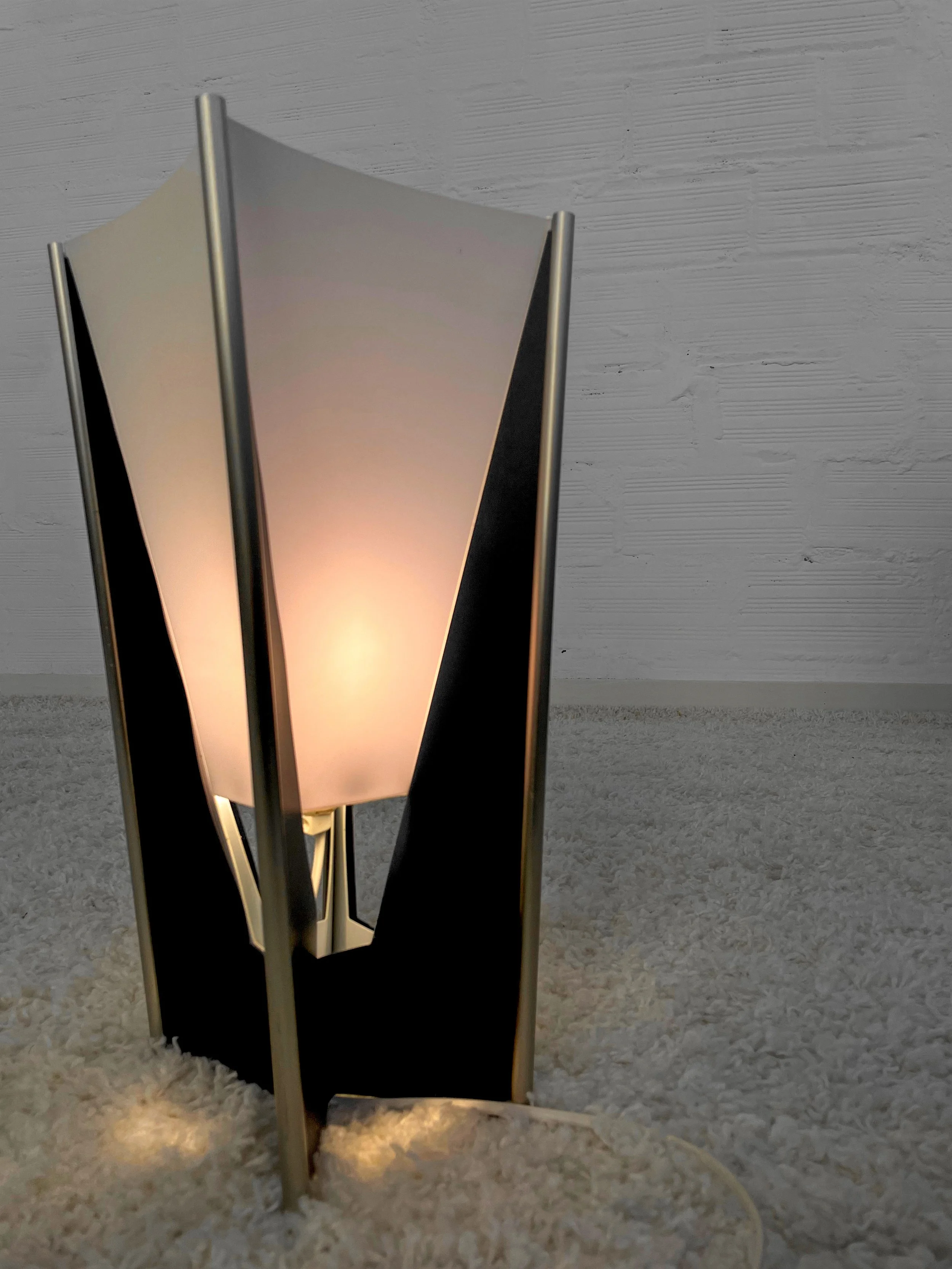 Lámpara de mesa Style para Knoll. Samuel Parker. 80s. Monda Lironda Vintage