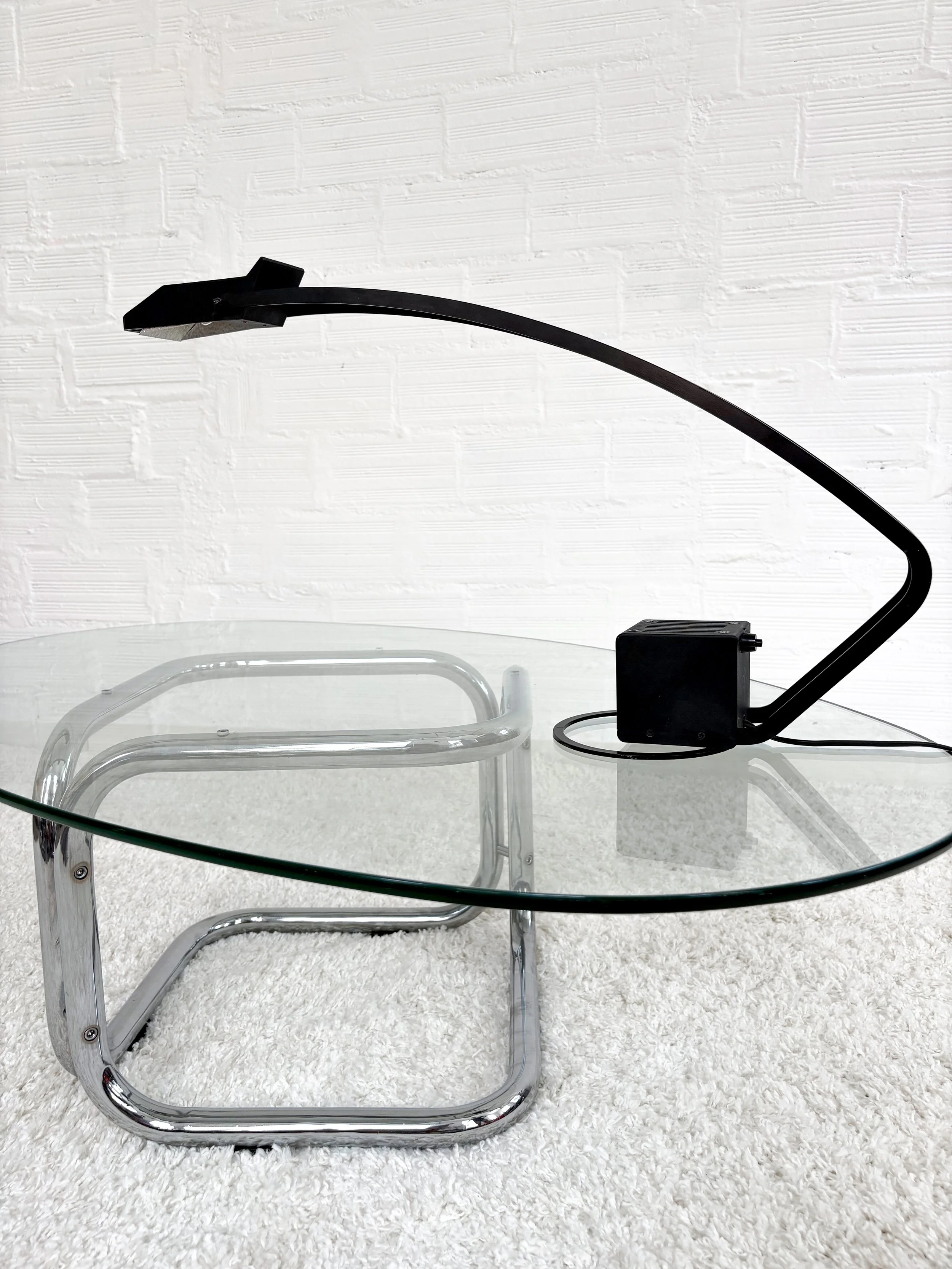 Lámpara de mesa FASE. Modelo Nutria. 80s. Monda Lironda