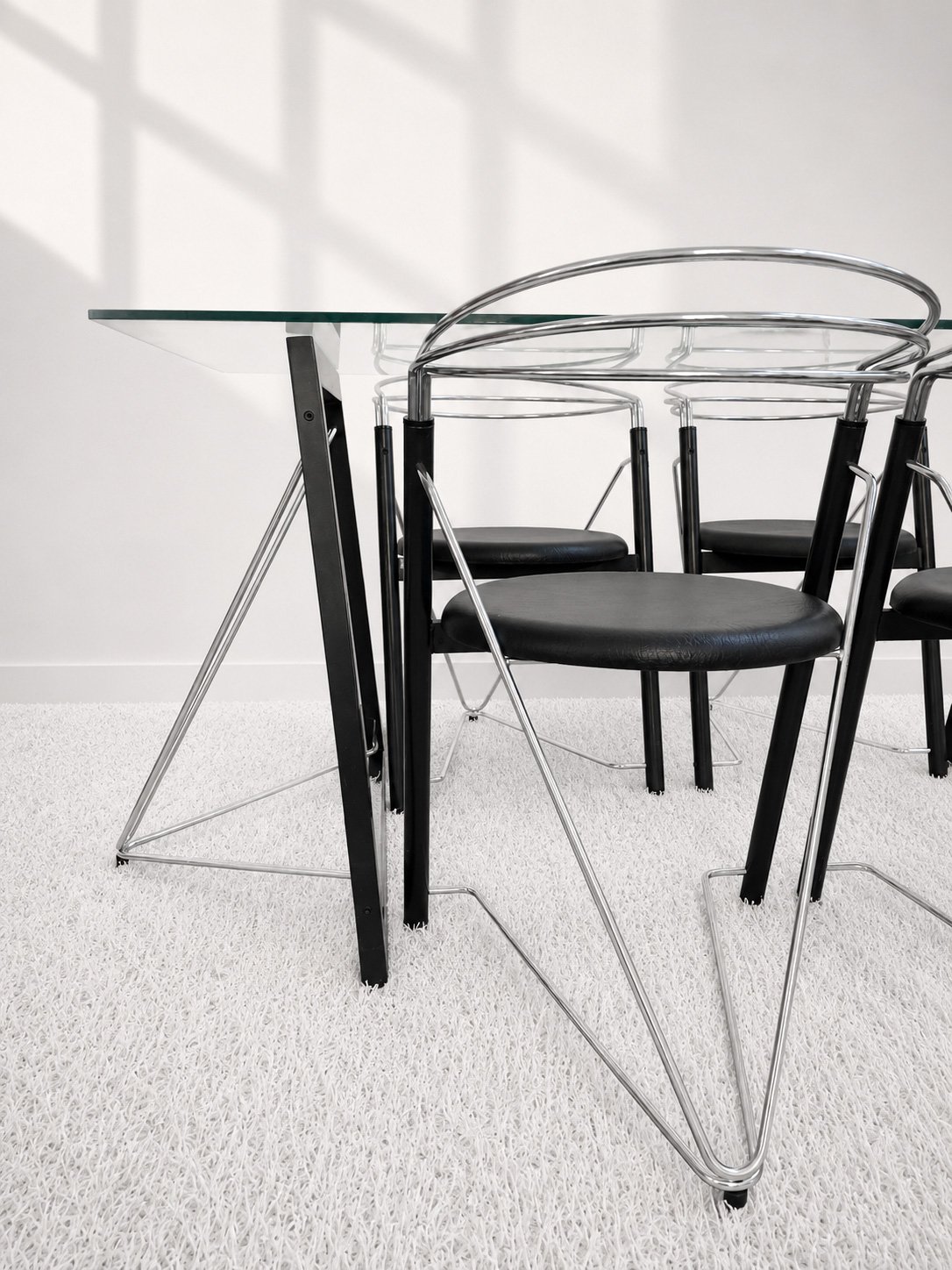 Mesa de comedor postmoderna de inspiración Mario Botta, años 80. Monda Lironda Vintage