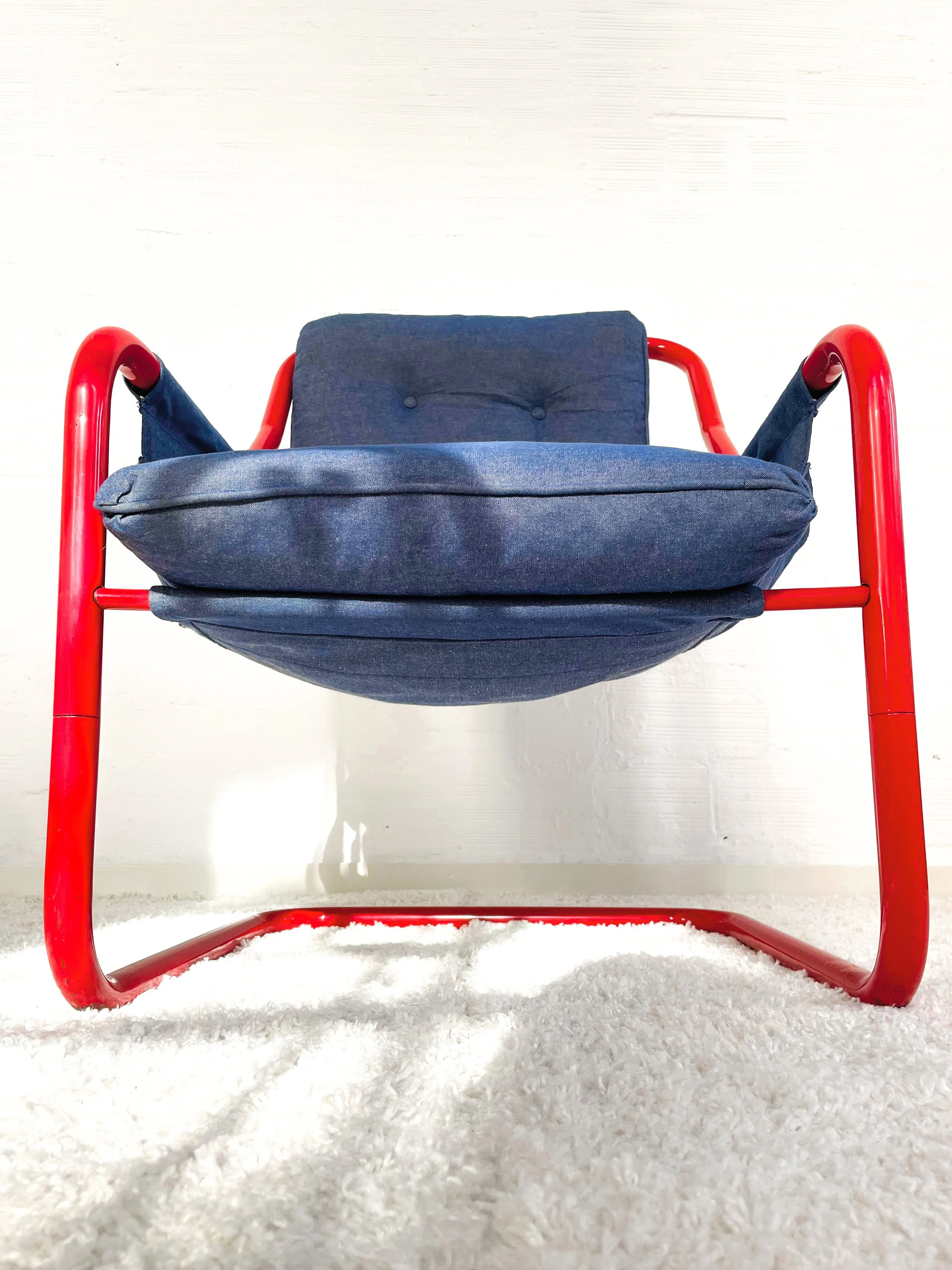 Sillón cantilever escandinavo vintage. 80s. Monda Lironda Vintage