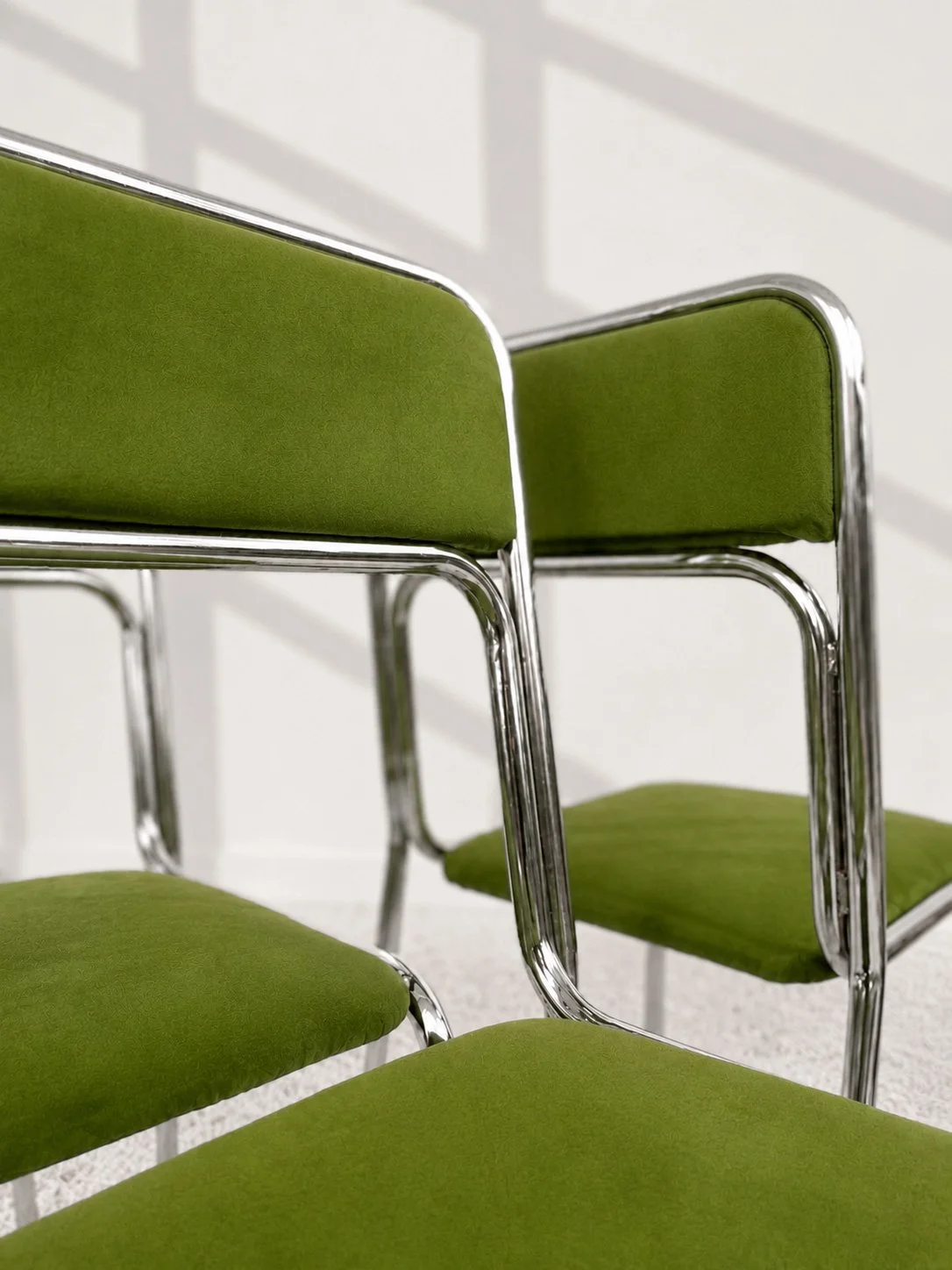 Sillas bauhaus terciopelo verde. Italia 1970. Monda Lironda Vintage