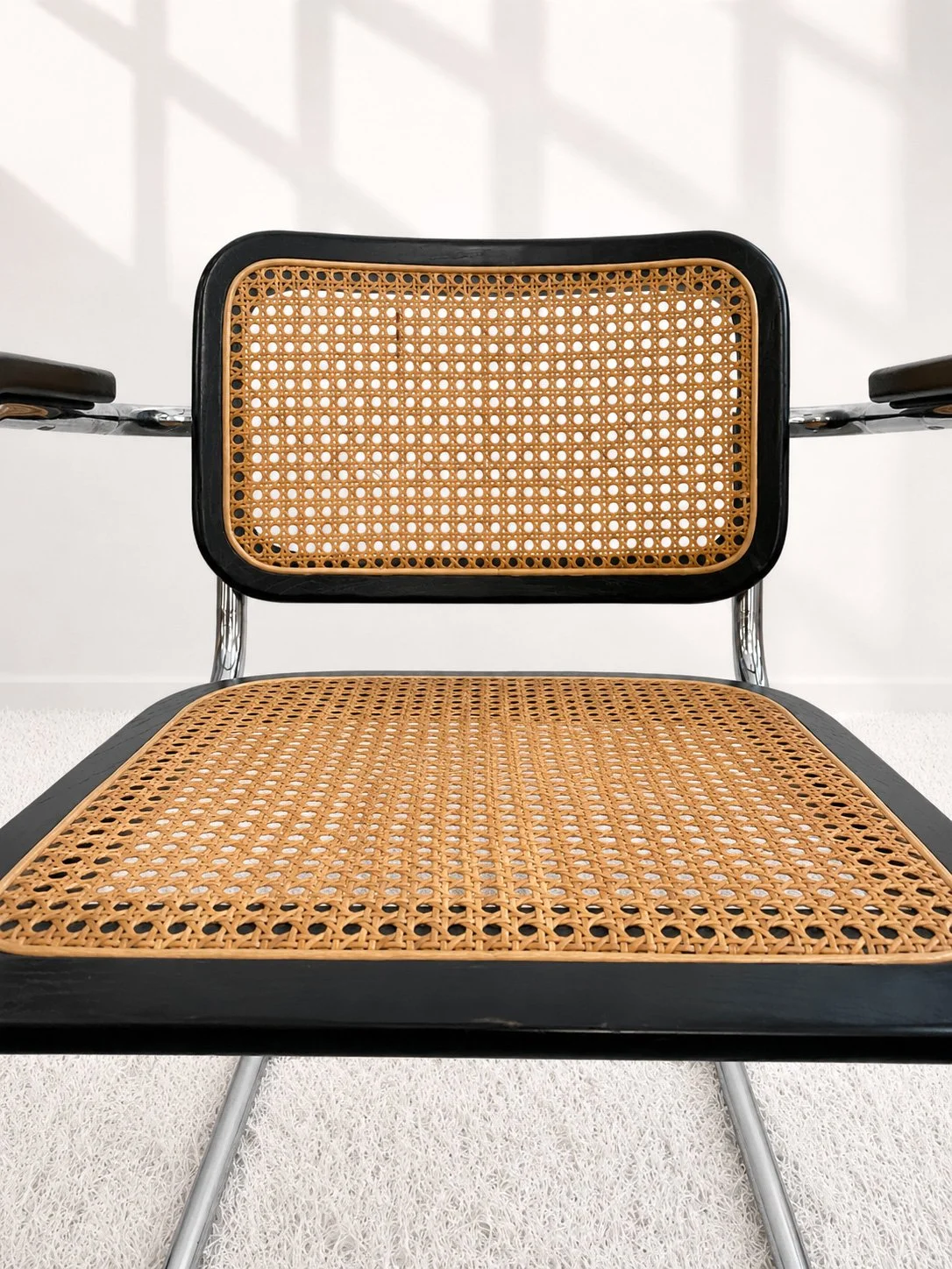 Silla cantilever estilo Cesca B64 en negro y rejilla, años 70. Monda Lironda Vintage (copia)
