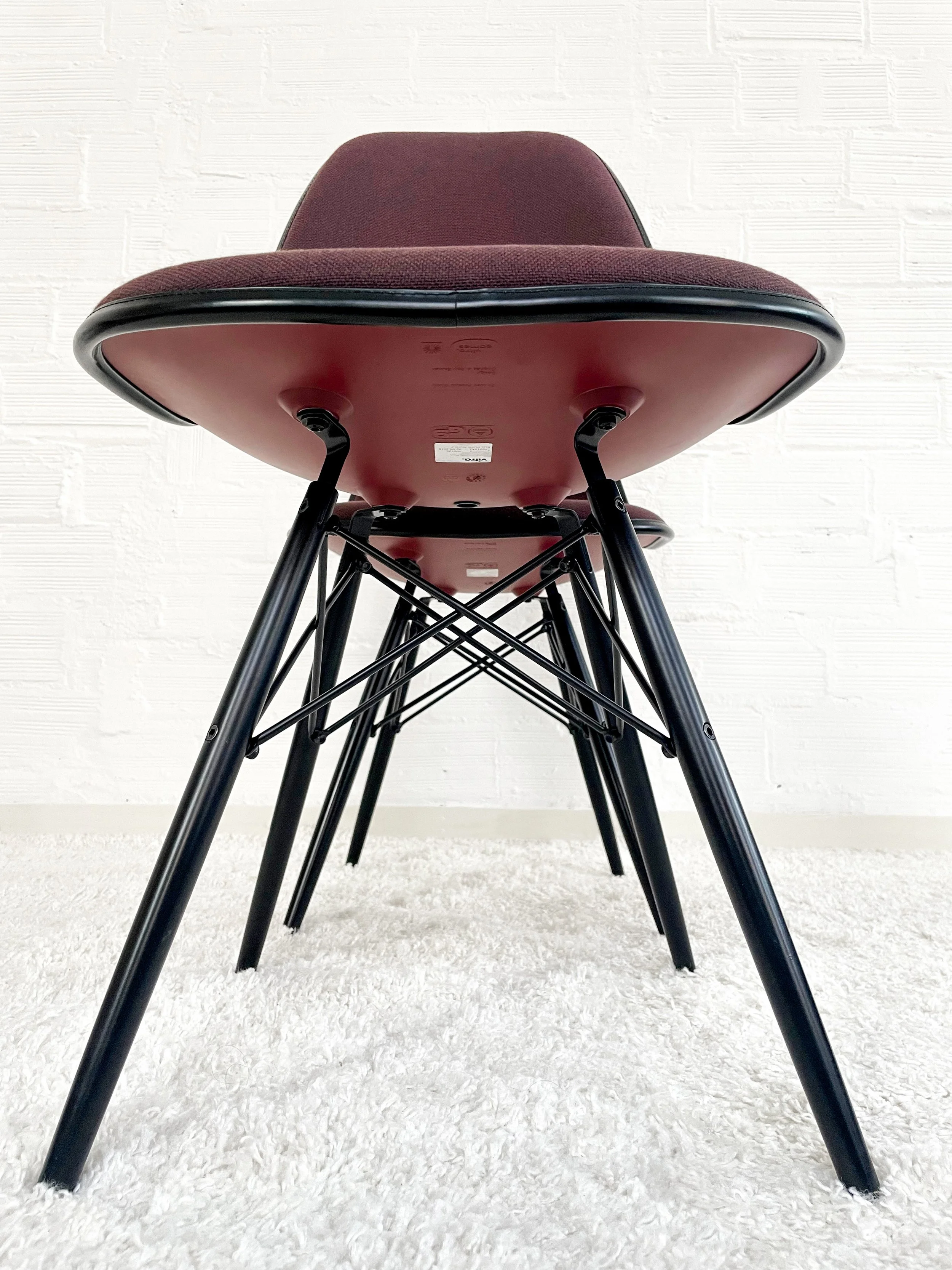 Sillas de Charles y Ray Eames para Vitra. Monda Lironda Vintage