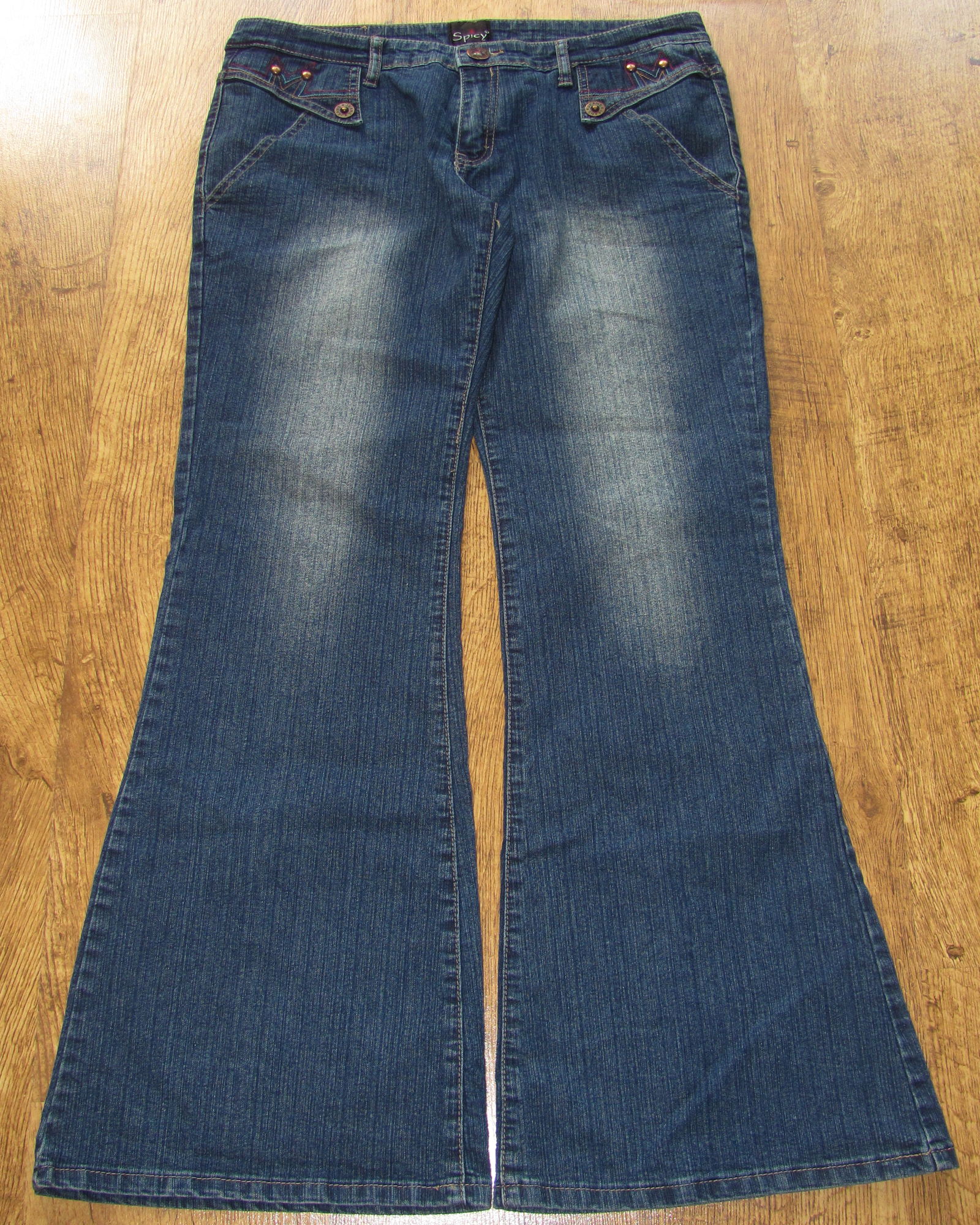 Spicy Flared Denim Jeans