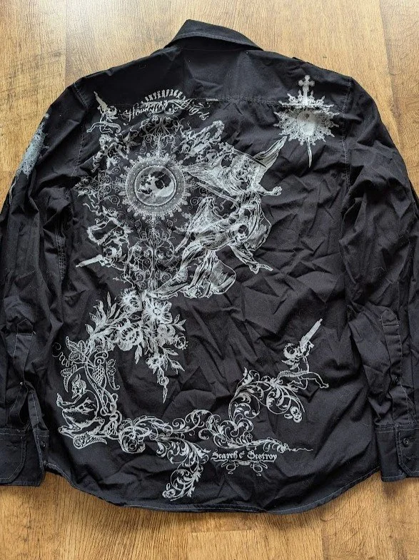 Interface Y2K Style Button Up