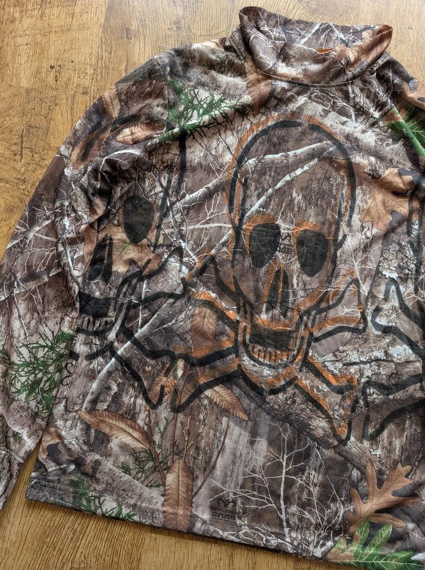 Realtree Camo Skull Long Sleeve